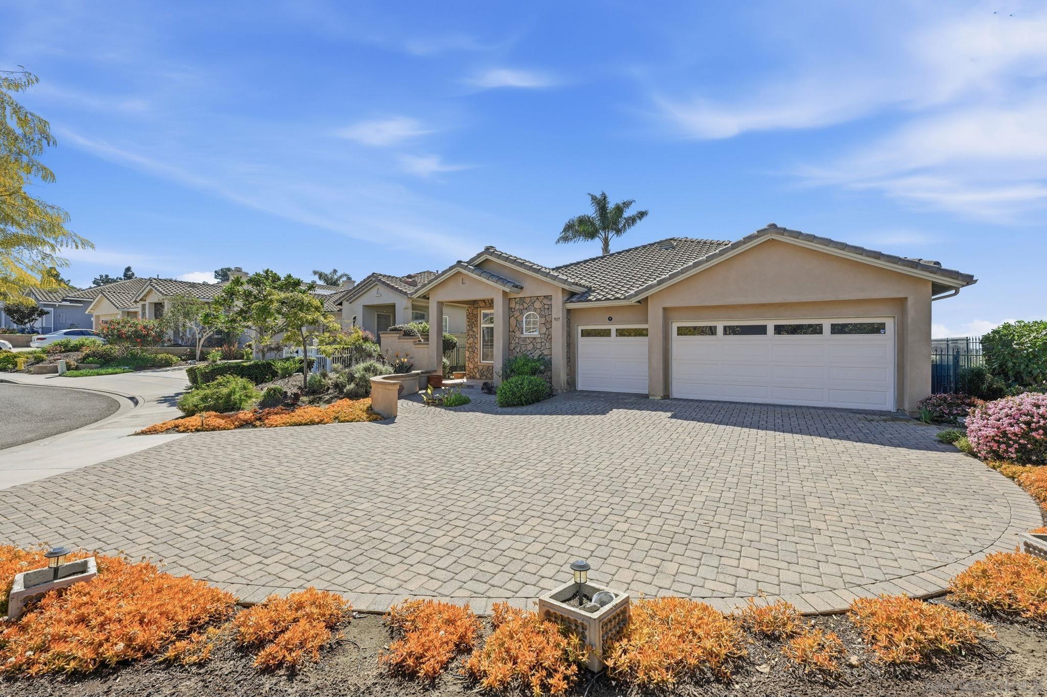 Detail Gallery Image 2 of 61 For 917  Anatra Ct, Carlsbad,  CA 92011 - 4 Beds | 2/1 Baths