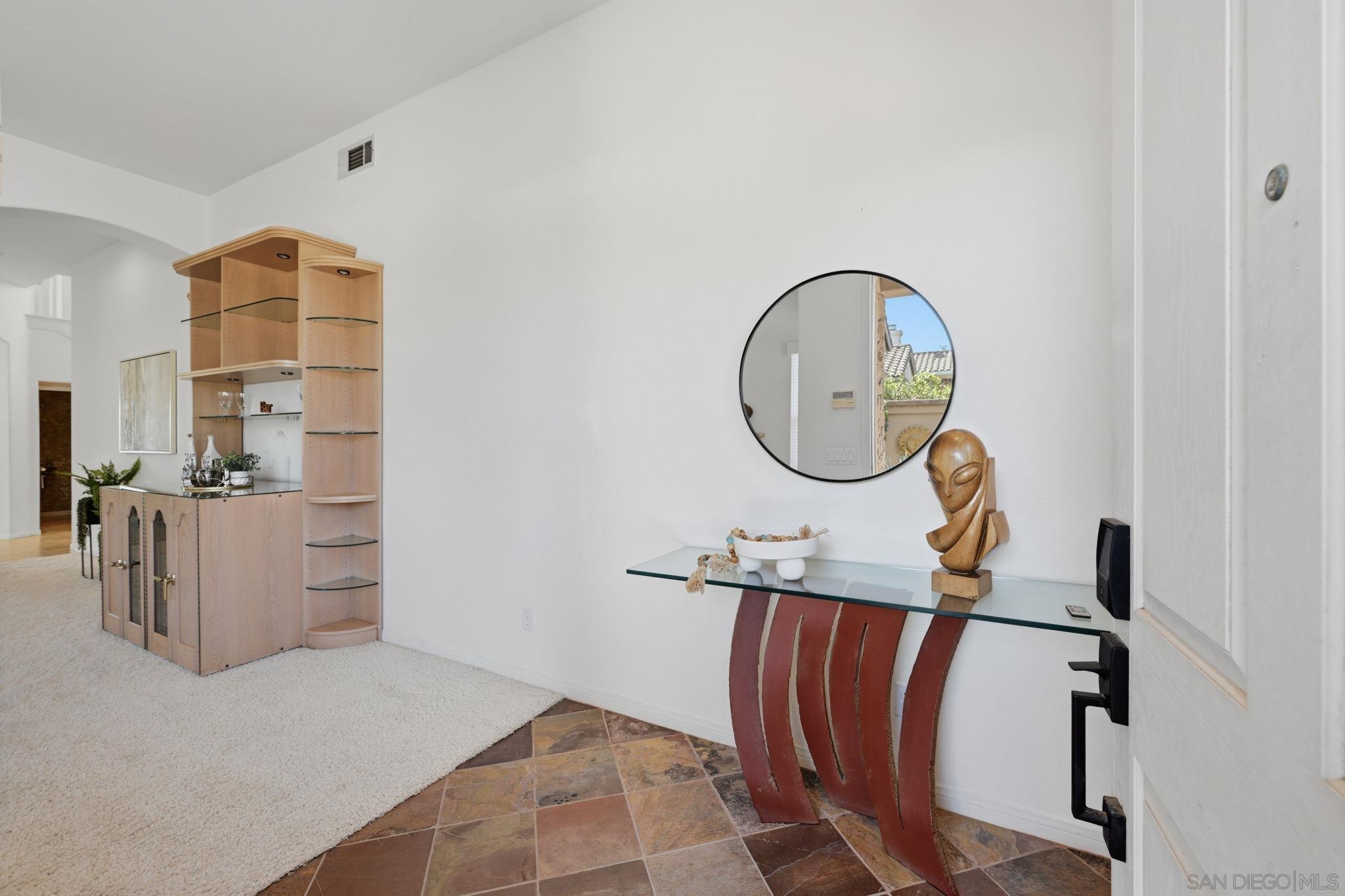 Detail Gallery Image 5 of 61 For 917  Anatra Ct, Carlsbad,  CA 92011 - 4 Beds | 2/1 Baths