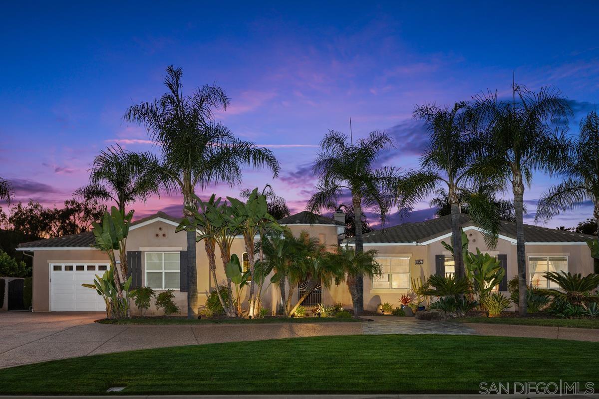 Detail Gallery Image 2 of 37 For 1751  Victoria Way, San Marcos,  CA 92069 - 5 Beds | 3/1 Baths