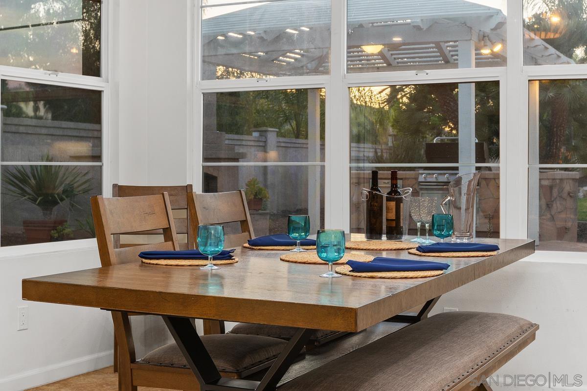 Detail Gallery Image 21 of 37 For 1751  Victoria Way, San Marcos,  CA 92069 - 5 Beds | 3/1 Baths