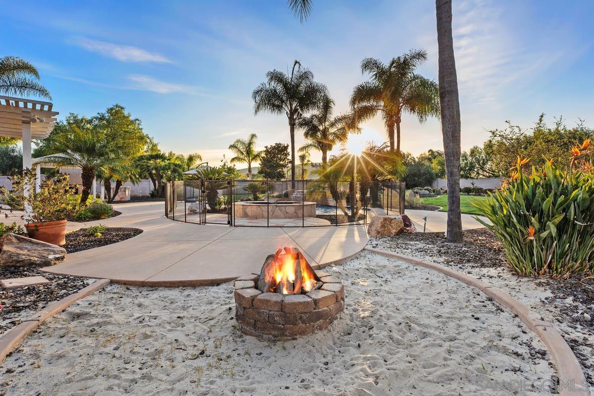 Detail Gallery Image 33 of 37 For 1751  Victoria Way, San Marcos,  CA 92069 - 5 Beds | 3/1 Baths