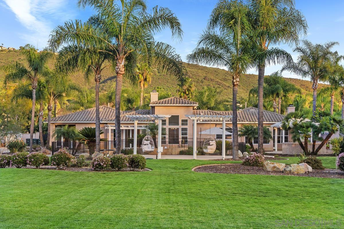 Detail Gallery Image 9 of 37 For 1751  Victoria Way, San Marcos,  CA 92069 - 5 Beds | 3/1 Baths