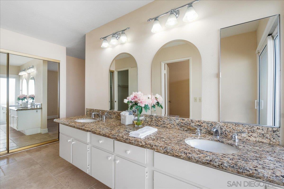 Detail Gallery Image 12 of 55 For 17526  Saint Andrews, Poway,  CA 92064 - 5 Beds | 2/1 Baths
