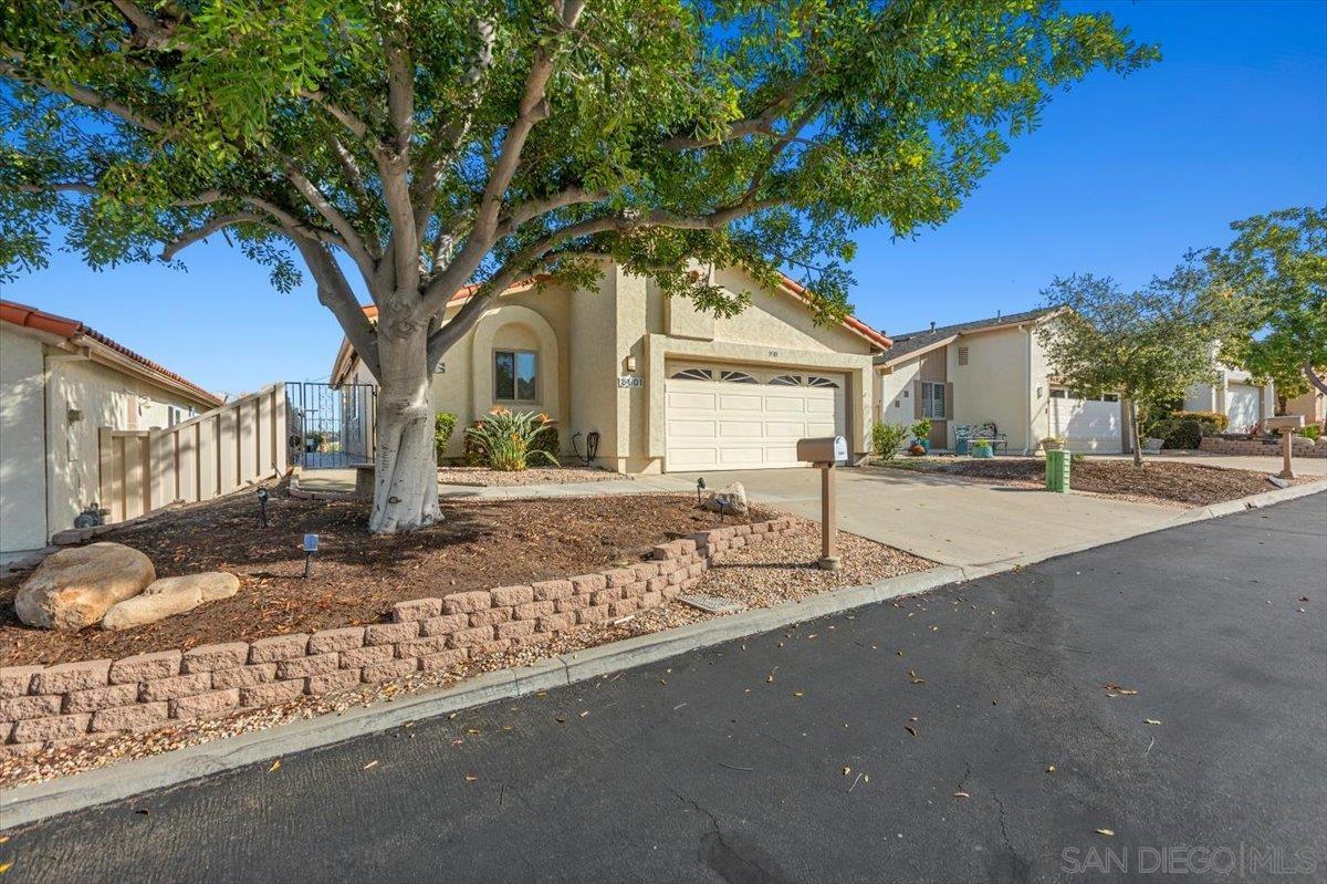 Detail Gallery Image 2 of 41 For 3501 N Sundown, Oceanside,  CA 92056 - 2 Beds | 2 Baths