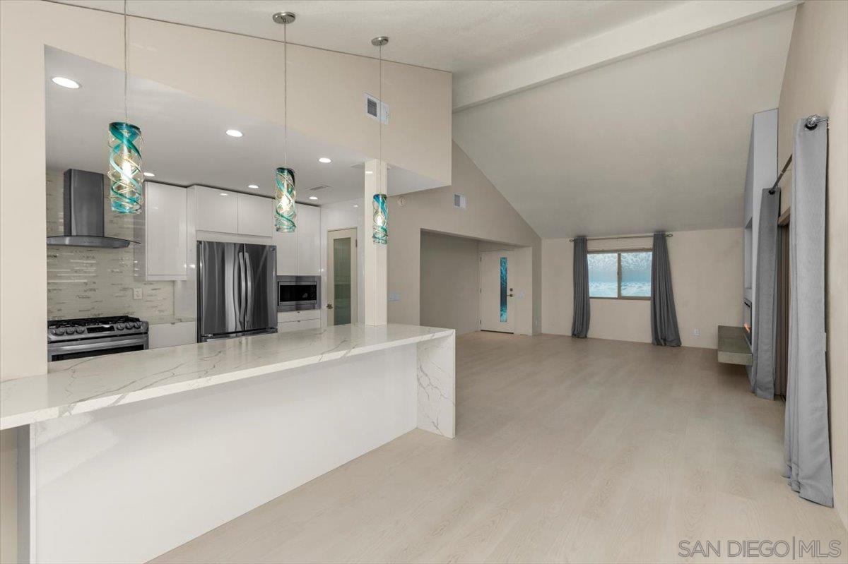 Detail Gallery Image 14 of 41 For 3501 N Sundown, Oceanside,  CA 92056 - 2 Beds | 2 Baths