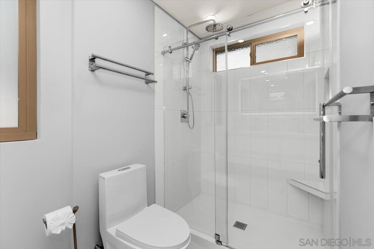 Detail Gallery Image 28 of 41 For 3501 N Sundown, Oceanside,  CA 92056 - 2 Beds | 2 Baths