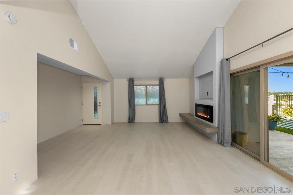 Detail Gallery Image 10 of 41 For 3501 N Sundown, Oceanside,  CA 92056 - 2 Beds | 2 Baths