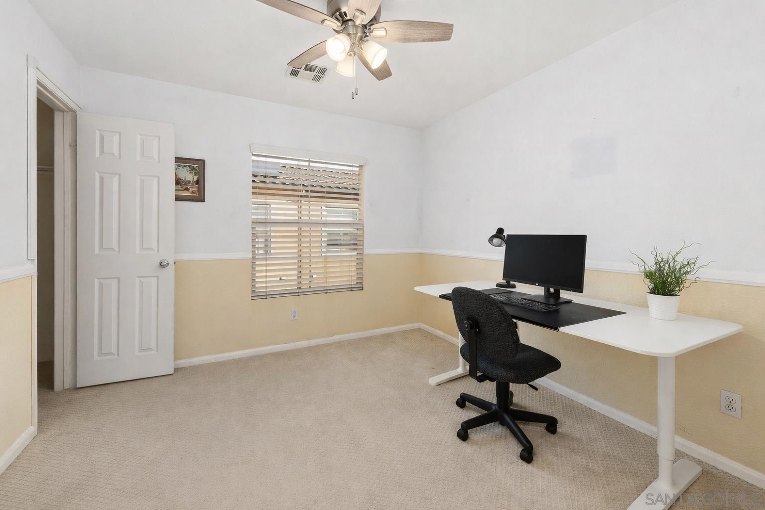 Detail Gallery Image 15 of 33 For 2908  Escala Cir, San Diego,  CA 92108 - 3 Beds | 3 Baths