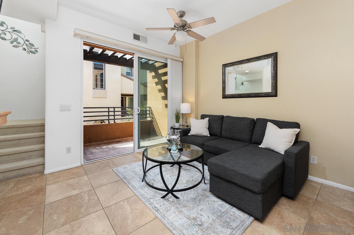 Detail Gallery Image 5 of 33 For 2908  Escala Cir, San Diego,  CA 92108 - 3 Beds | 3 Baths