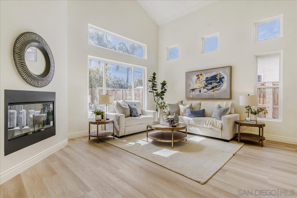 Front Image Thumbnail for SD260006310