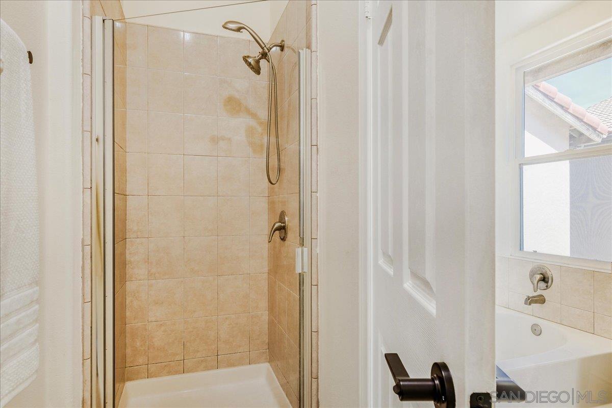 Detail Gallery Image 24 of 37 For 1974  Olivia Gln, Escondido,  CA 92025 - 4 Beds | 2/1 Baths