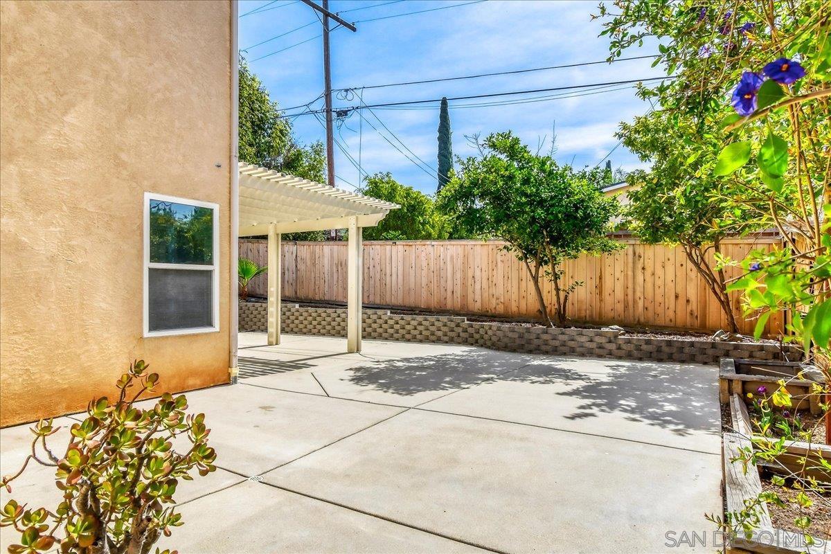 Detail Gallery Image 34 of 37 For 1974  Olivia Gln, Escondido,  CA 92025 - 4 Beds | 2/1 Baths