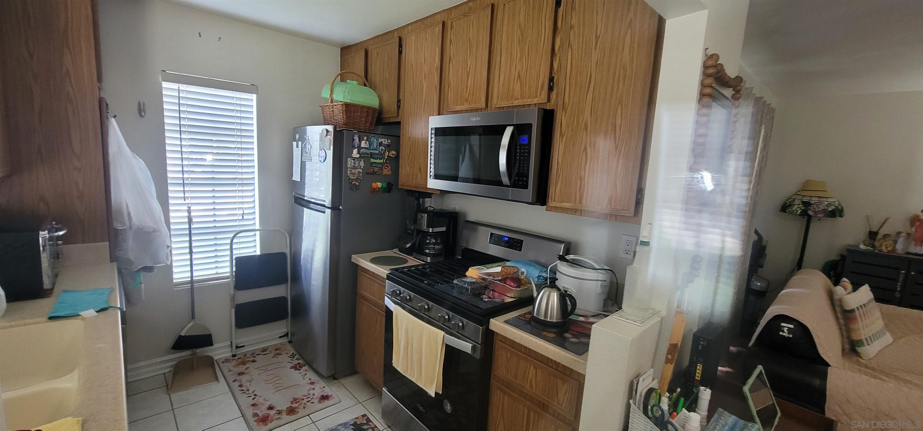 Detail Gallery Image 5 of 18 For 8558  Summerdale Rd  133, San Diego,  CA 92126 - 1 Beds | 1 Baths