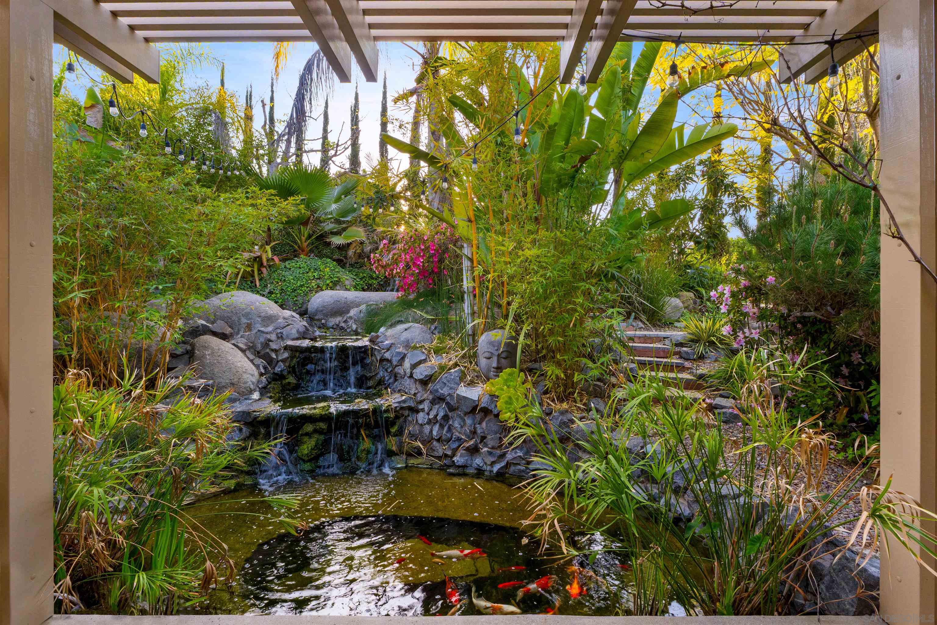 Detail Gallery Image 19 of 21 For 352  Calle Bonita, Escondido,  CA 92029 - 4 Beds | 2/1 Baths