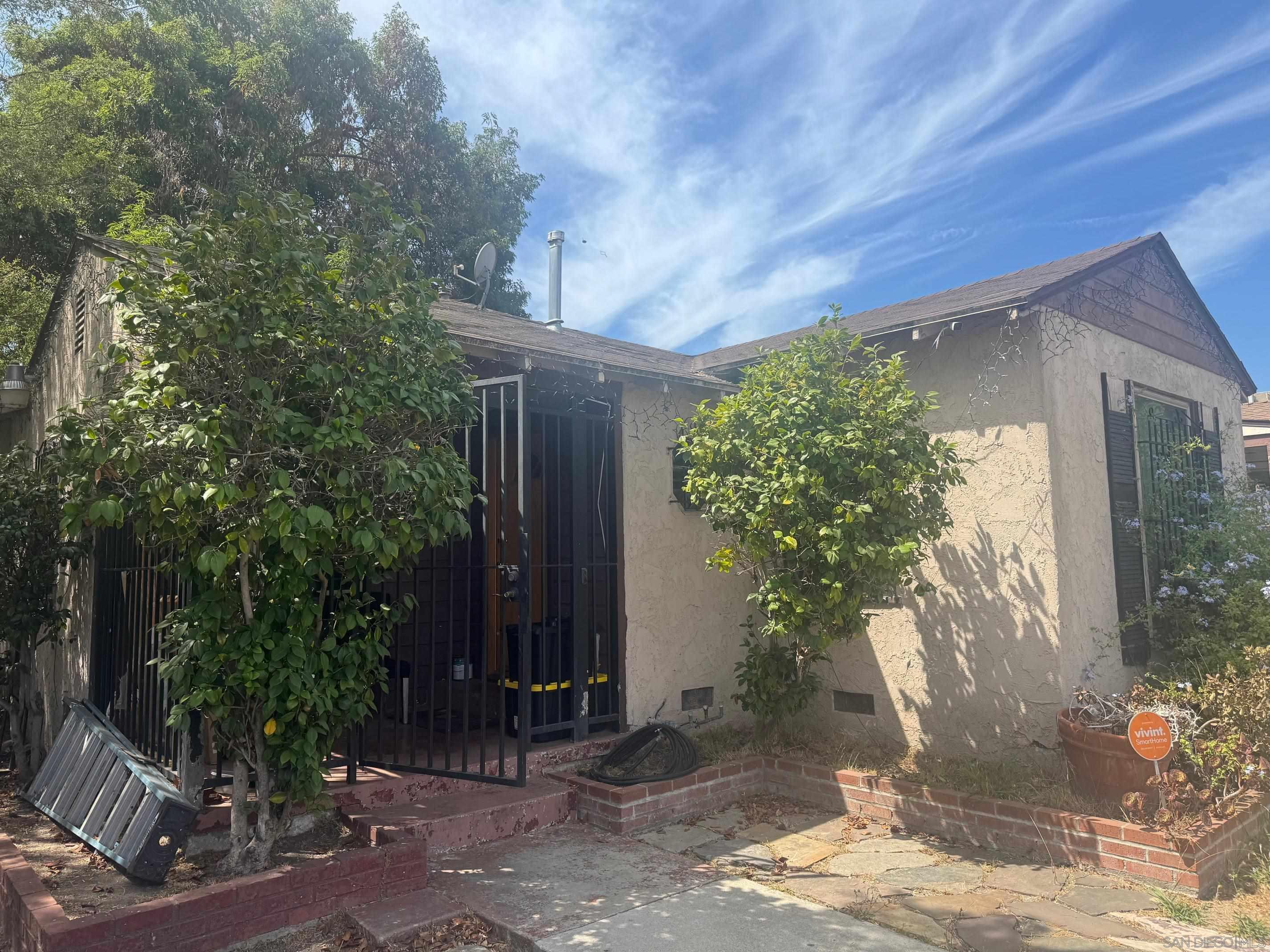 Front Image Thumbnail for SD260006328