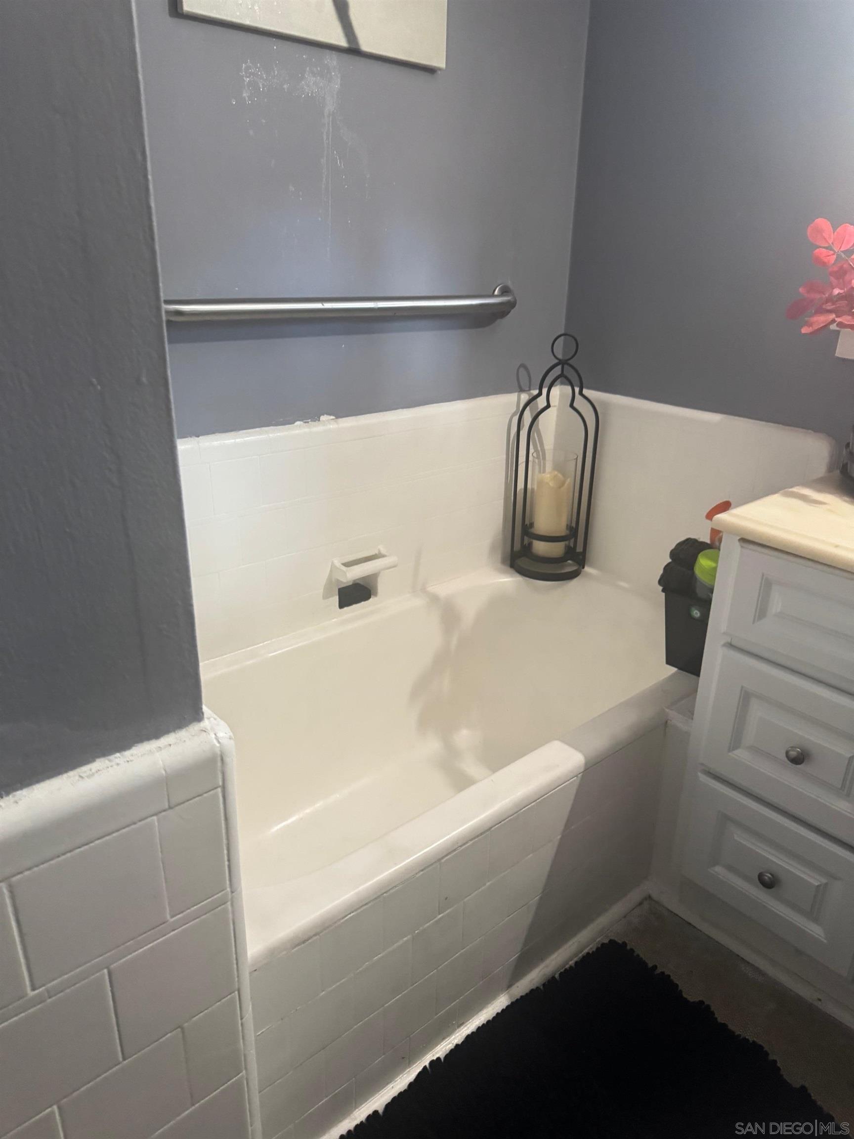 Detail Gallery Image 15 of 45 For 800 W 99th Street, Los Angeles,  CA 90044 - 3 Beds | 1 Baths