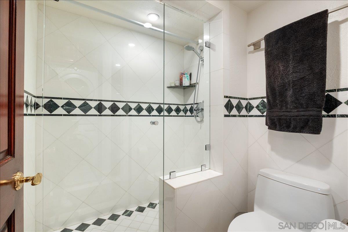 Detail Gallery Image 21 of 39 For 100  Harbor Dr  3603, San Diego,  CA 92101 - 2 Beds | 2/1 Baths