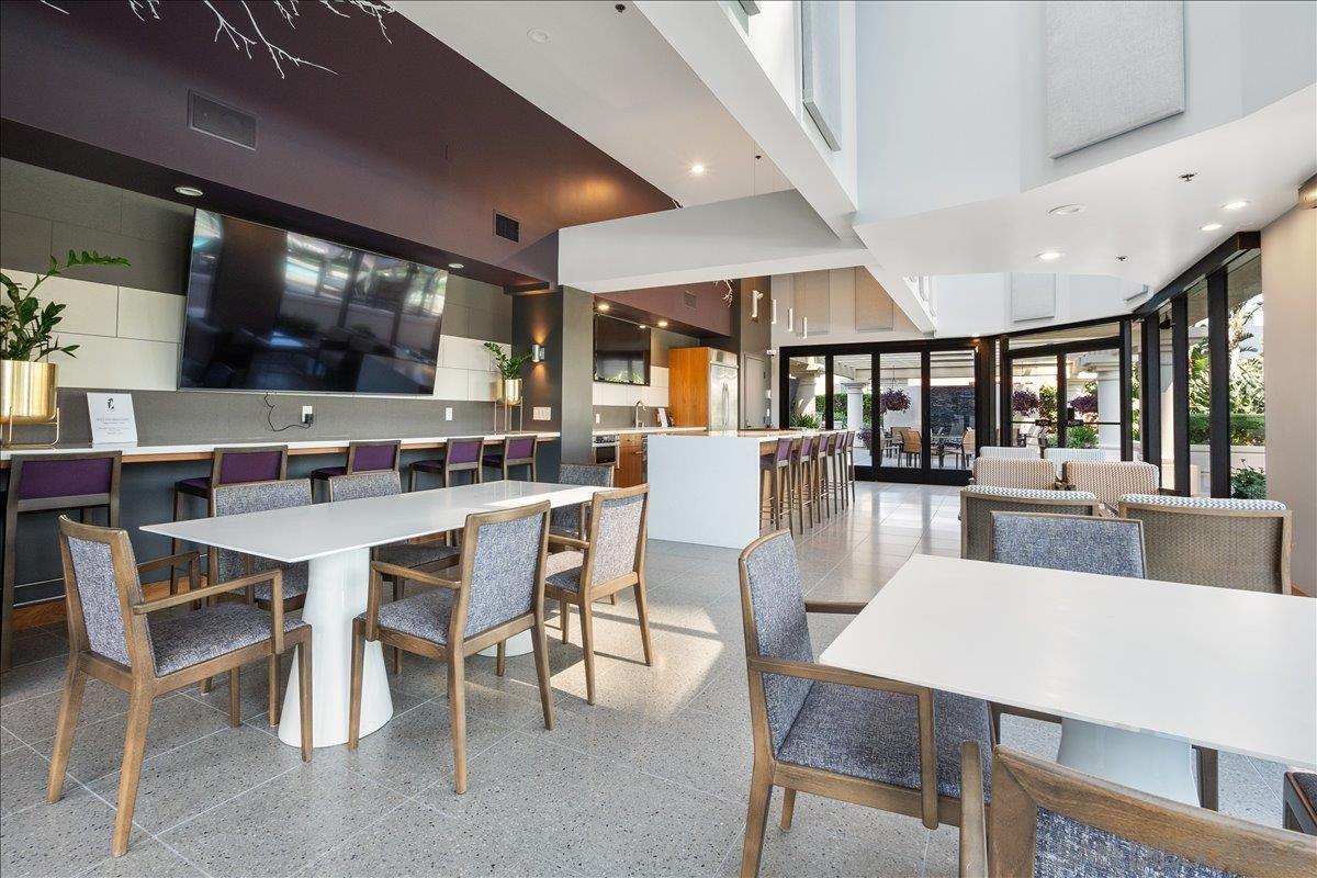 Detail Gallery Image 37 of 39 For 100  Harbor Dr  3603, San Diego,  CA 92101 - 2 Beds | 2/1 Baths