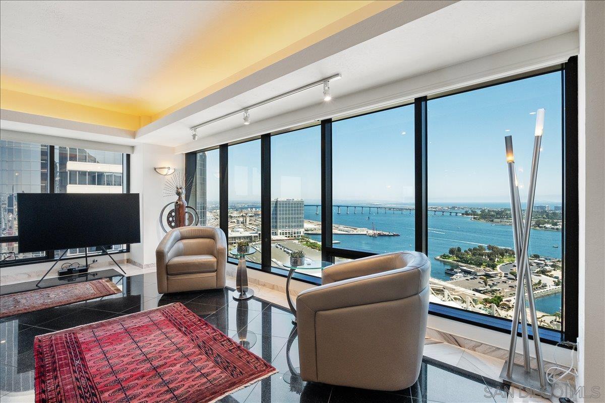 Detail Gallery Image 7 of 39 For 100  Harbor Dr  3603, San Diego,  CA 92101 - 2 Beds | 2/1 Baths