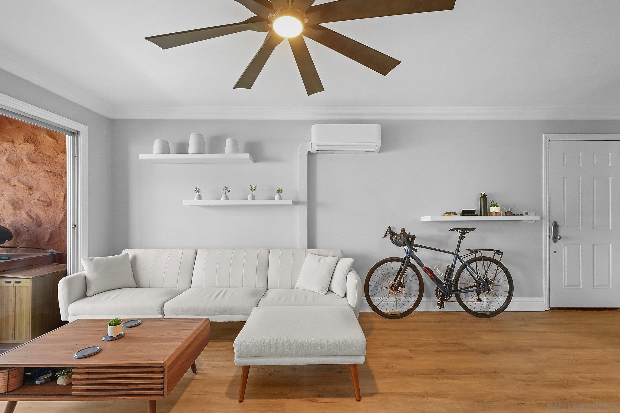 Front Image Thumbnail for SD260006332