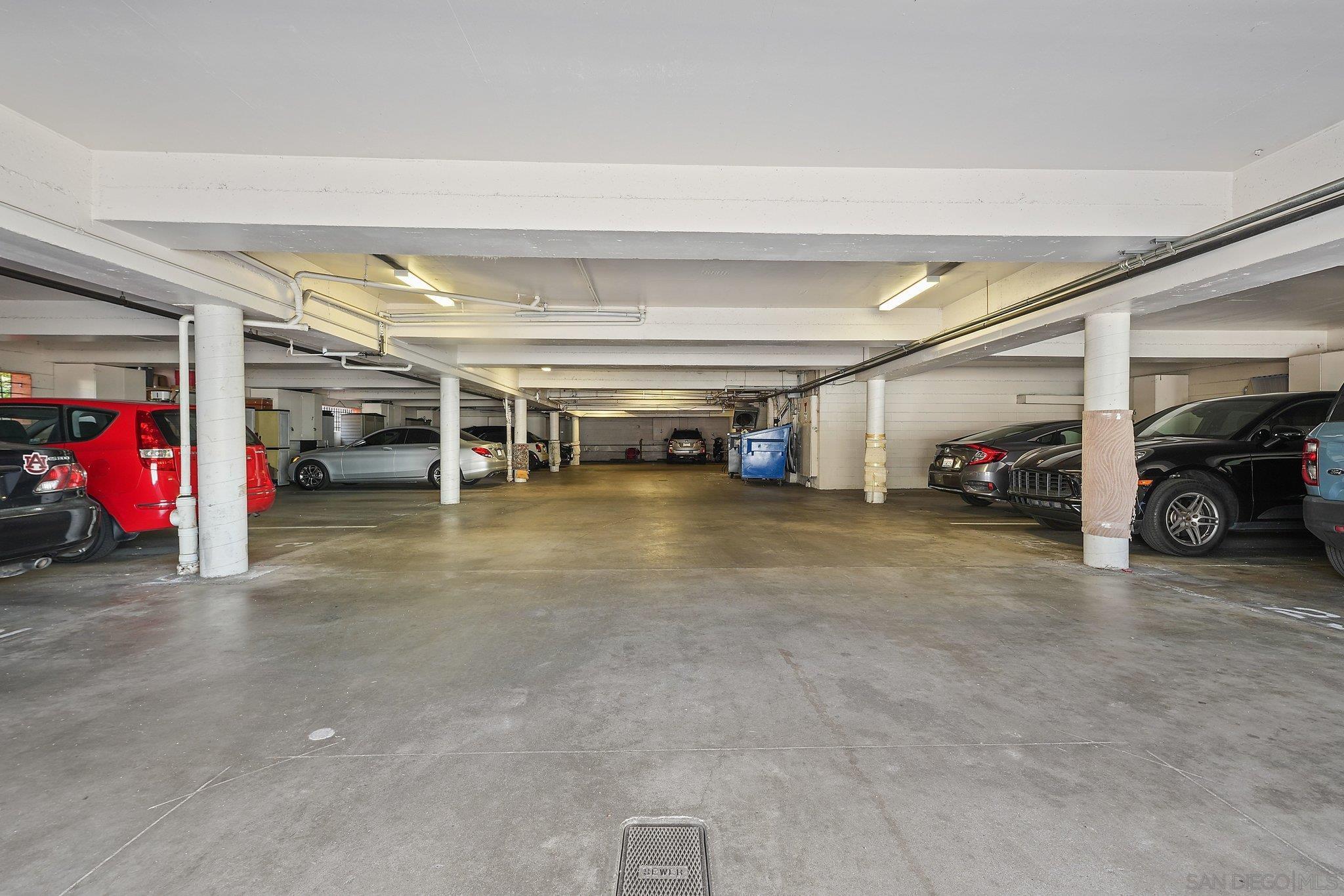 Detail Gallery Image 28 of 34 For 3688  1st Ave  #13,  San Diego,  CA 92103 - 1 Beds | 1 Baths