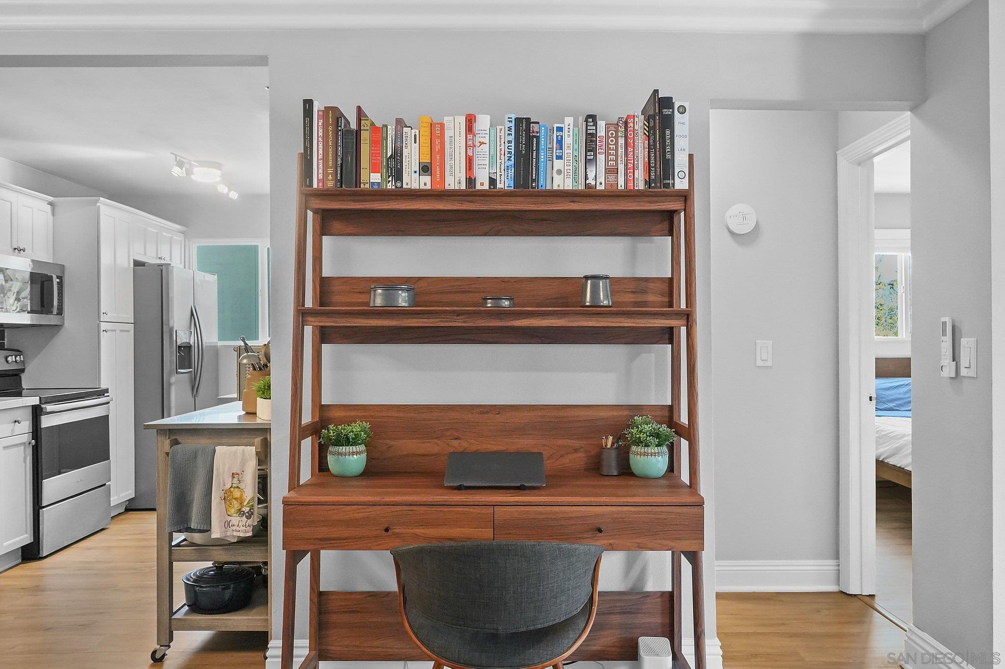 Detail Gallery Image 5 of 34 For 3688  1st Ave  #13,  San Diego,  CA 92103 - 1 Beds | 1 Baths