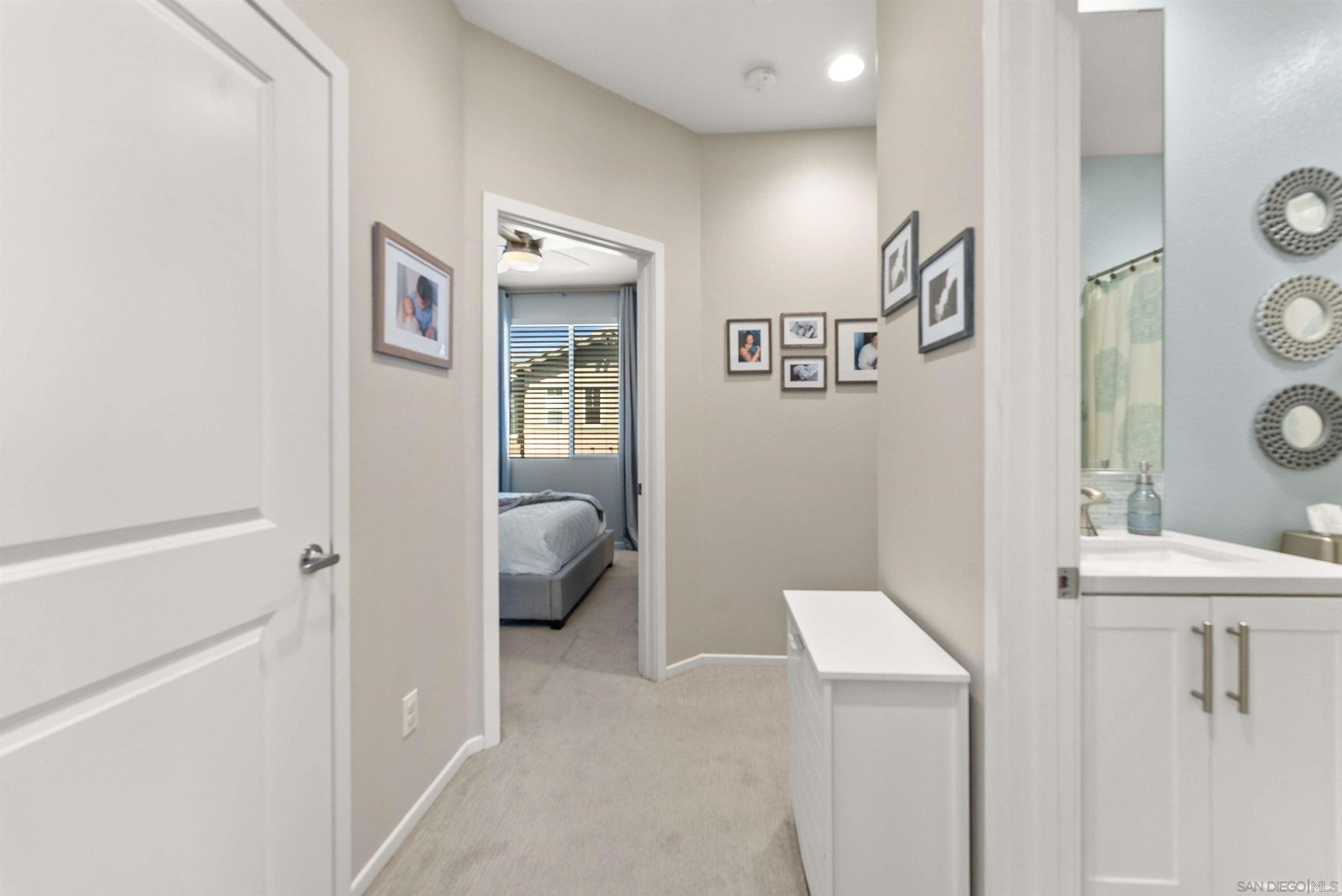 Detail Gallery Image 25 of 40 For 1291  via Lucero, Oceanside,  CA 92056 - 3 Beds | 4 Baths
