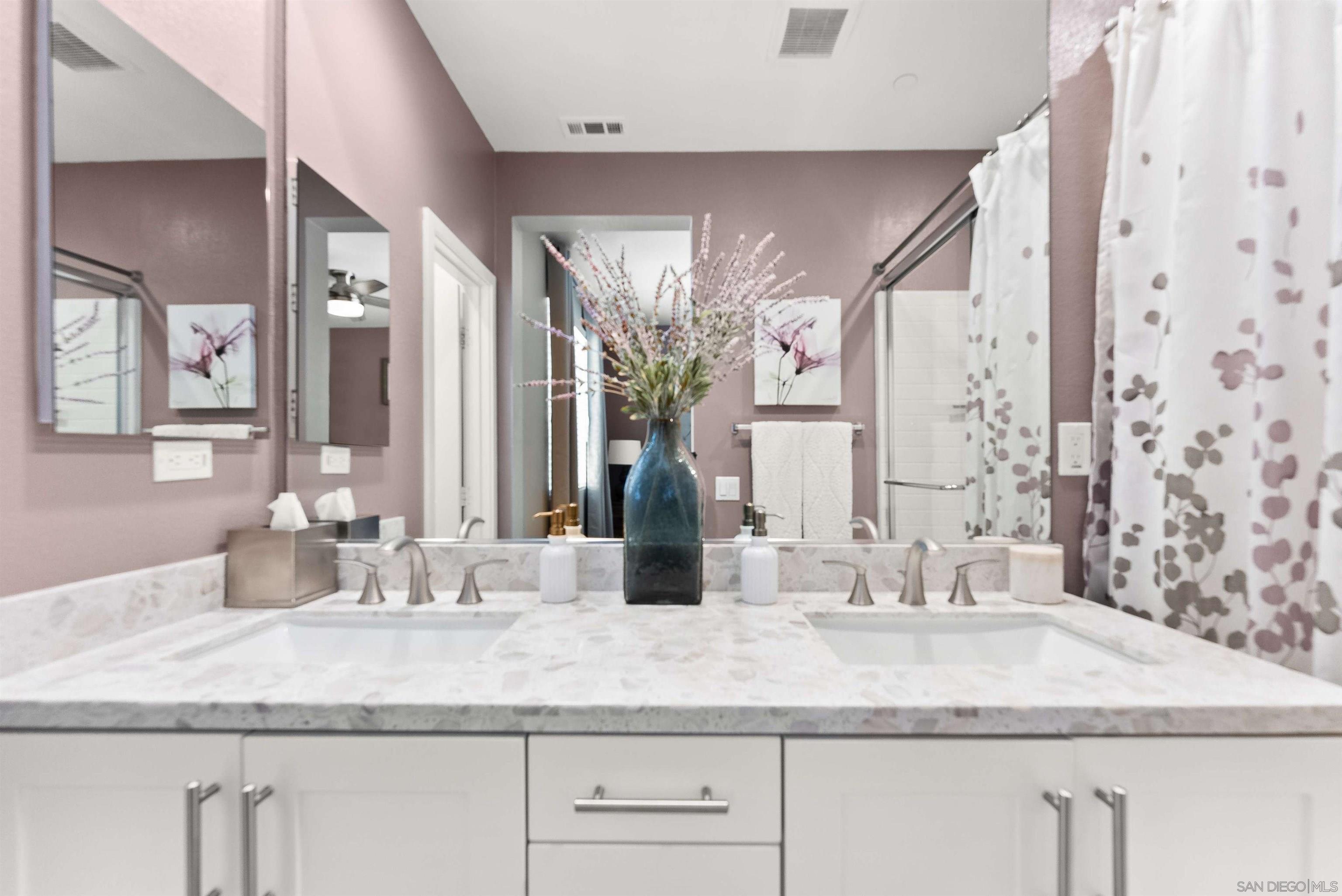 Detail Gallery Image 31 of 40 For 1291  via Lucero, Oceanside,  CA 92056 - 3 Beds | 4 Baths