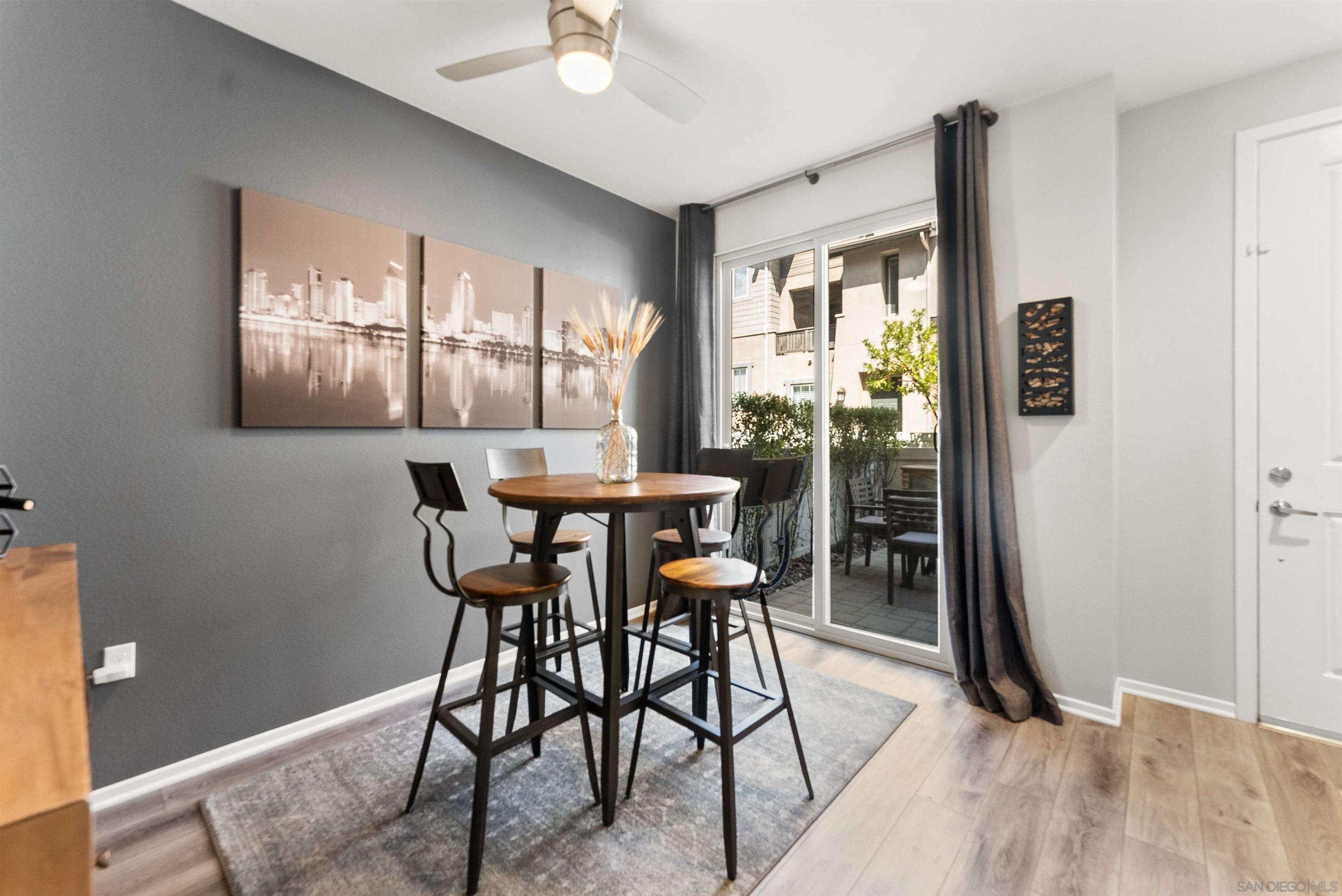 Detail Gallery Image 9 of 40 For 1291  via Lucero, Oceanside,  CA 92056 - 3 Beds | 4 Baths