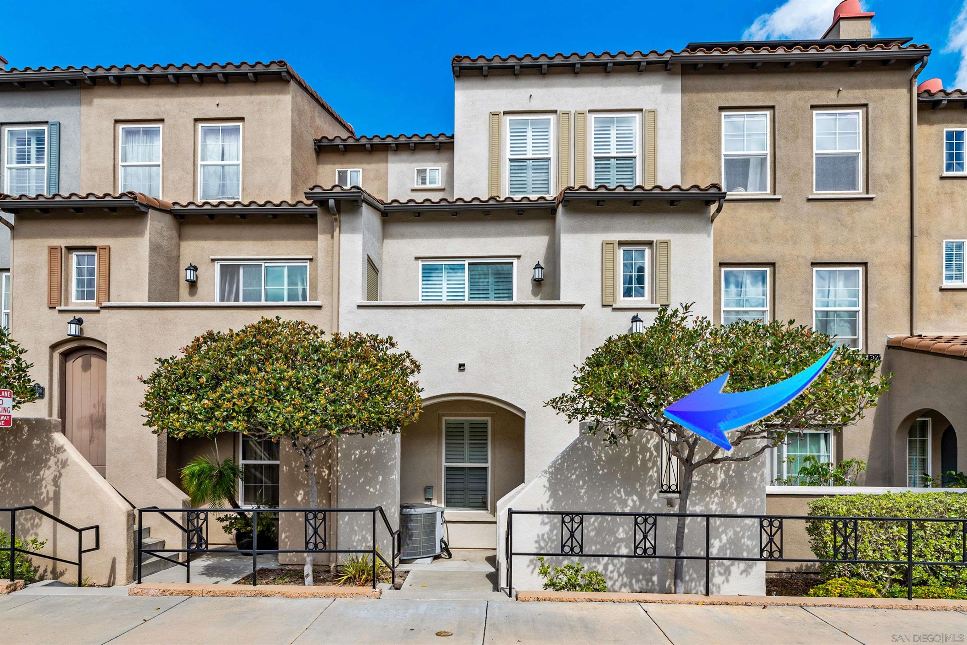 Detail Gallery Image 2 of 47 For 10556  Debreceni Way  9, San Diego,  CA 92127 - 2 Beds | 2/1 Baths