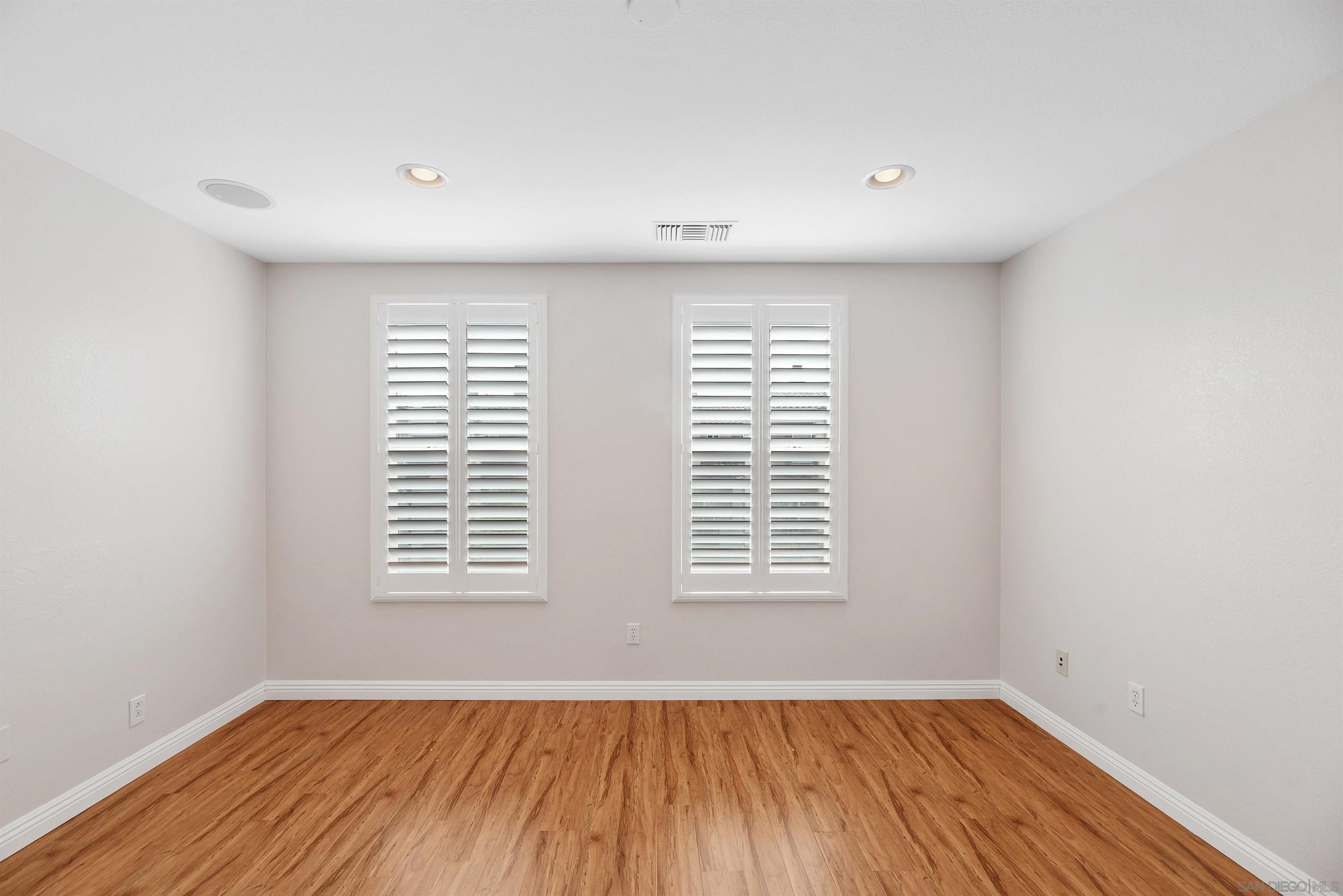 Detail Gallery Image 24 of 47 For 10556  Debreceni Way  9, San Diego,  CA 92127 - 2 Beds | 2/1 Baths