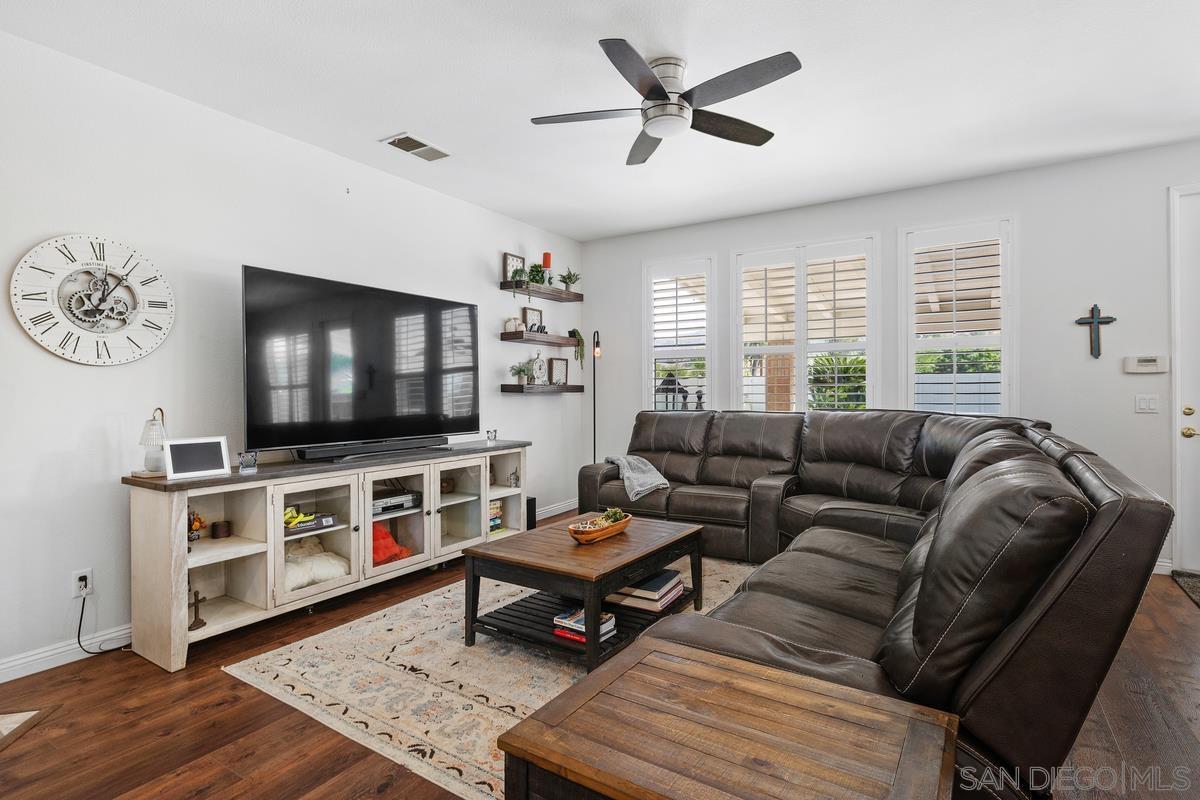 Detail Gallery Image 11 of 18 For 9239  Briette Pl, El Cajon,  CA 92021 - 4 Beds | 2 Baths