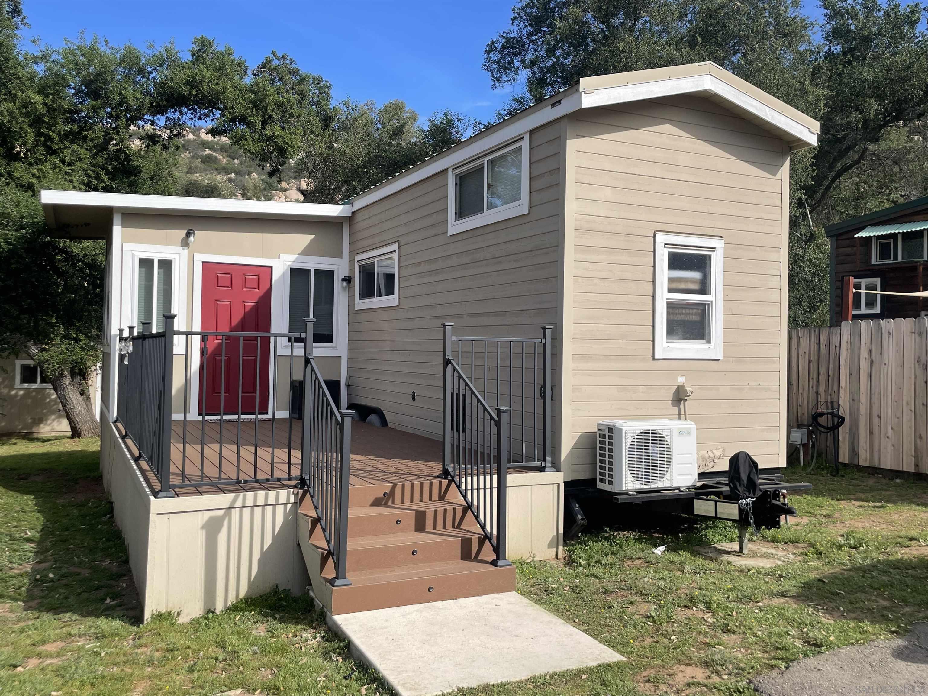 Front Image Thumbnail for SD260006339