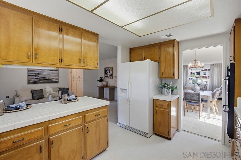 Detail Gallery Image 10 of 40 For 884 S Sunshine Ave, El Cajon,  CA 92020 - 3 Beds | 2 Baths