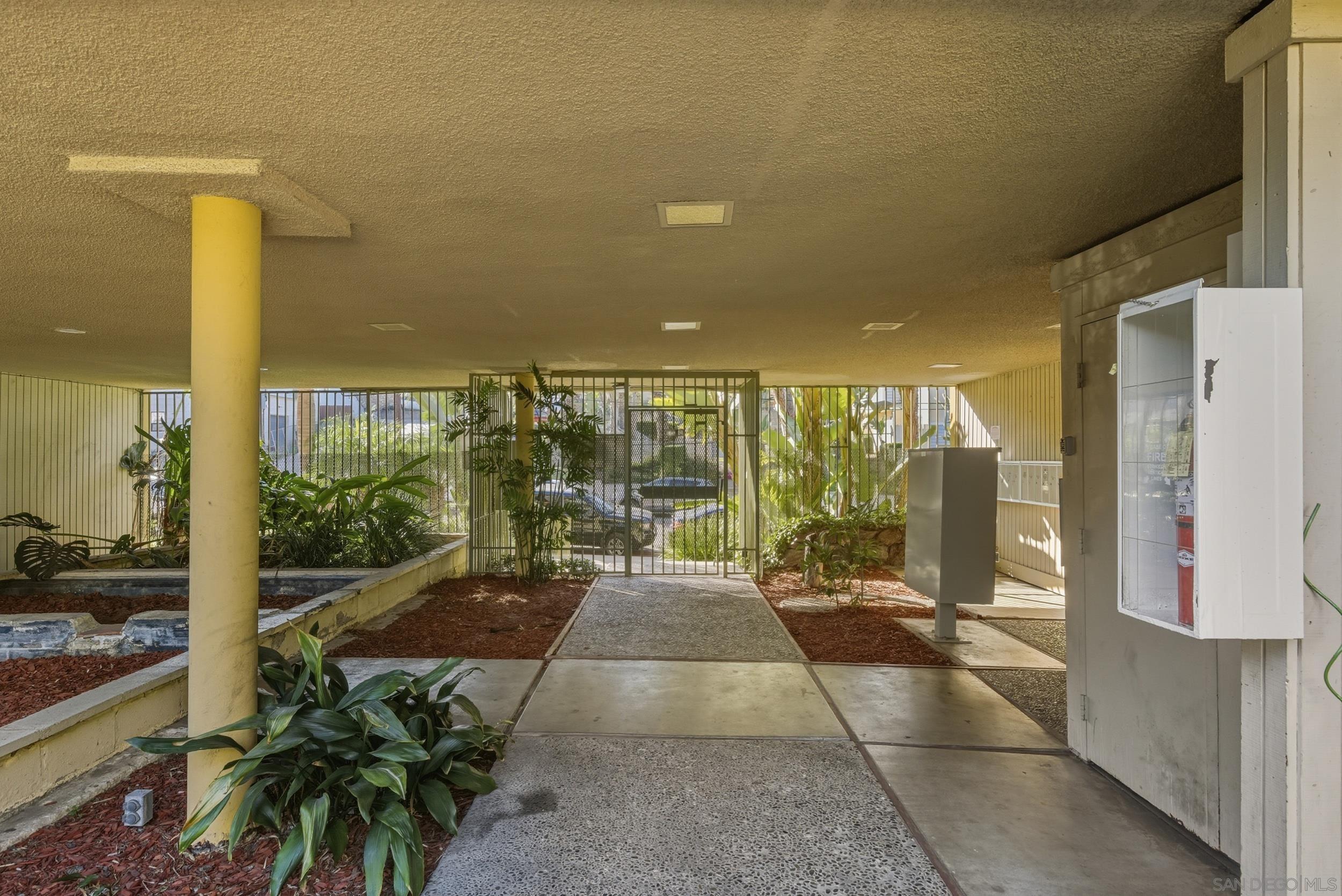 Detail Gallery Image 5 of 9 For 5055  73rd St, San Diego,  CA 92115 - – Beds | – Baths