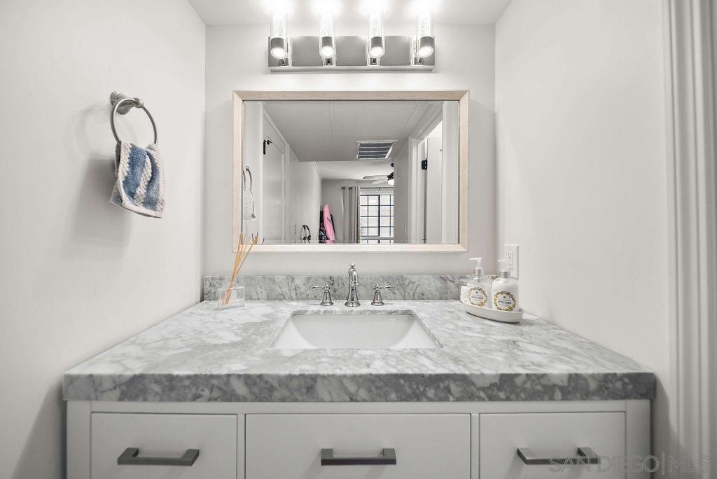 Detail Gallery Image 20 of 27 For 4205  Ohio St  #207,  San Diego,  CA 92104 - 2 Beds | 2 Baths