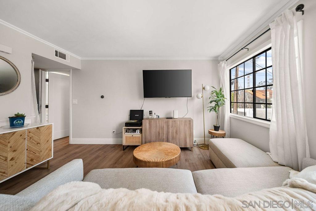 Detail Gallery Image 4 of 27 For 4205  Ohio St  #207,  San Diego,  CA 92104 - 2 Beds | 2 Baths