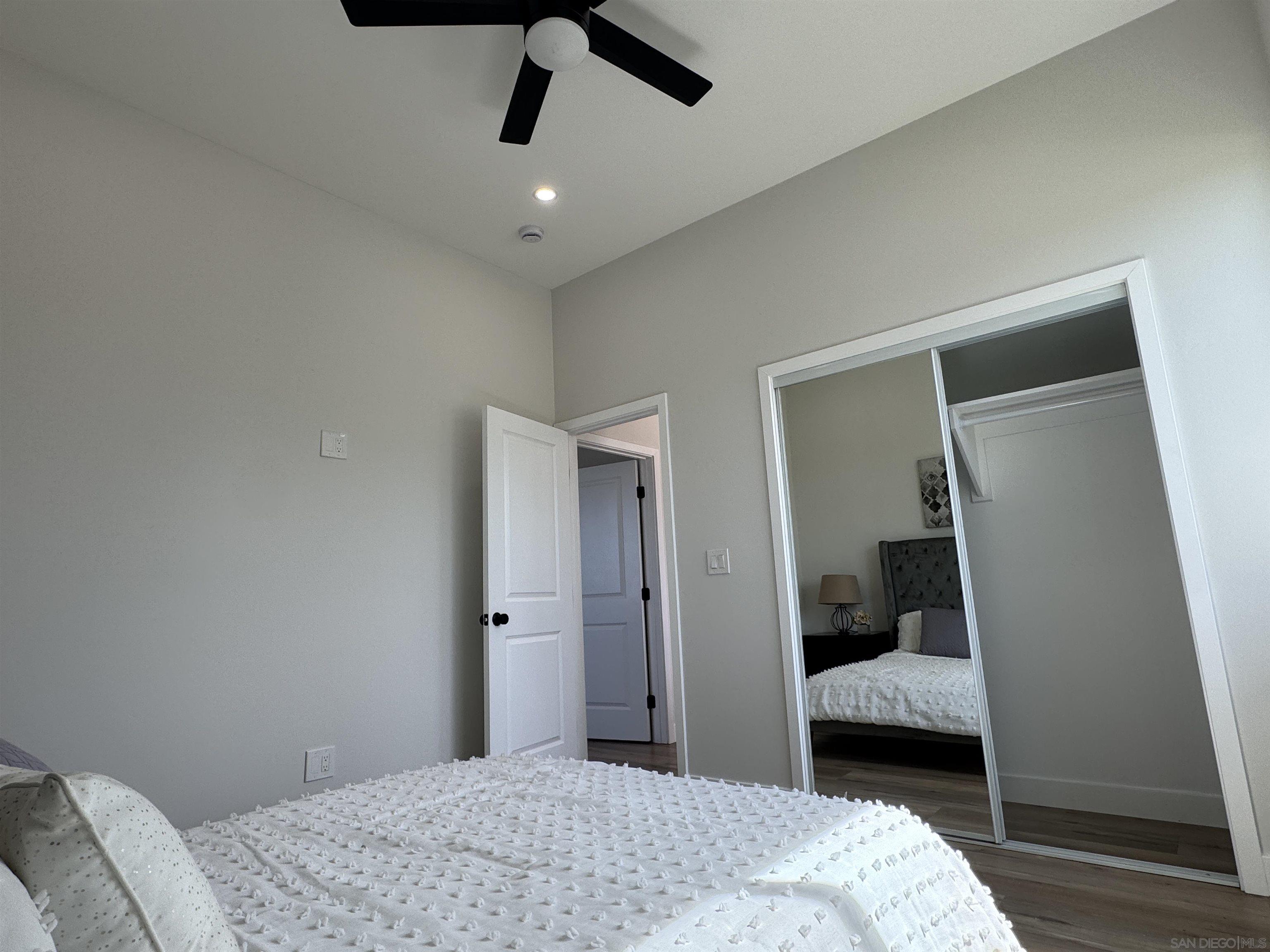 Detail Gallery Image 17 of 27 For 1226  Fern Ave, Imperial Beach,  CA 91932 - 6 Beds | 4 Baths