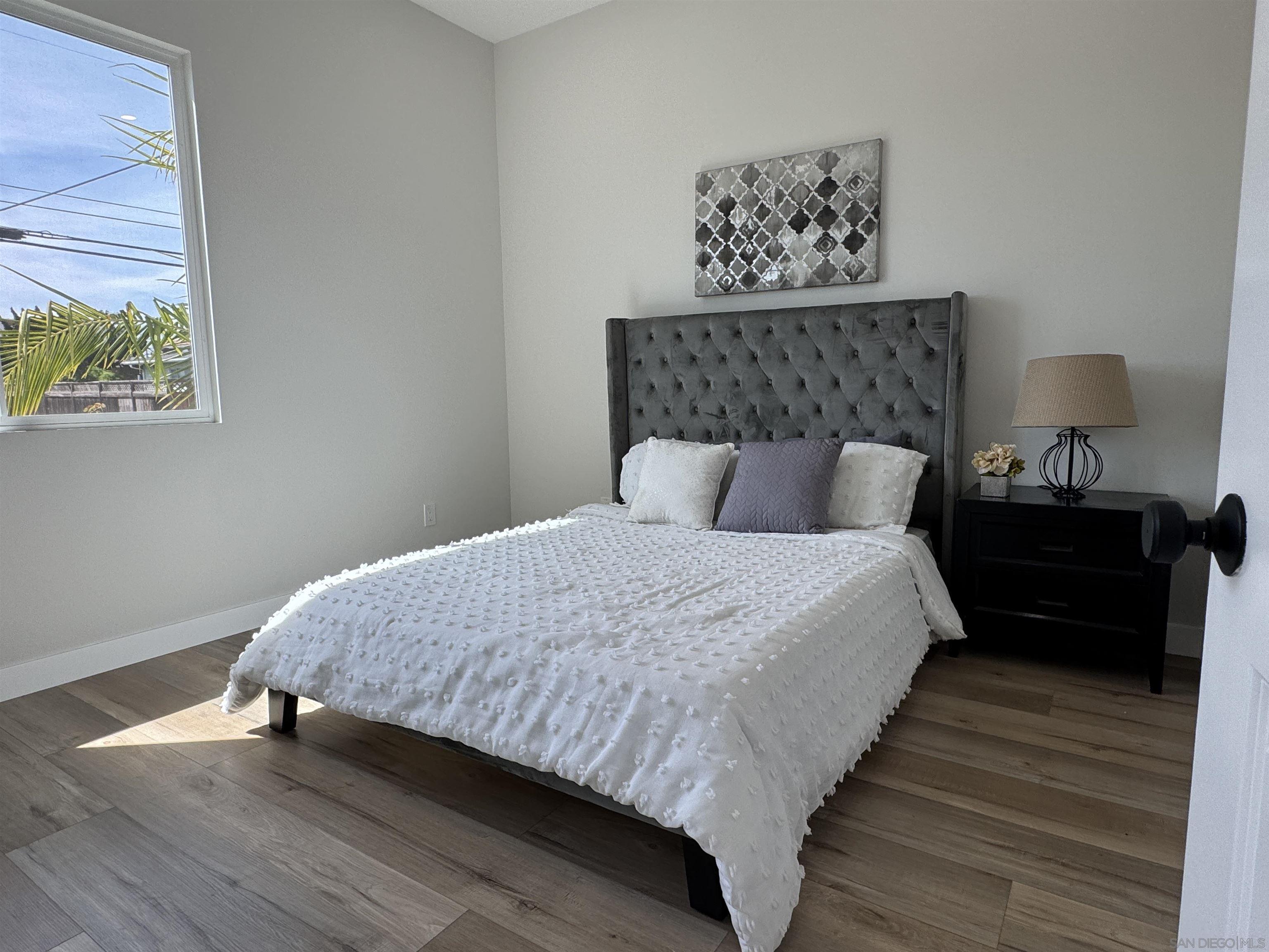 Detail Gallery Image 7 of 27 For 1226  Fern Ave, Imperial Beach,  CA 91932 - 6 Beds | 4 Baths