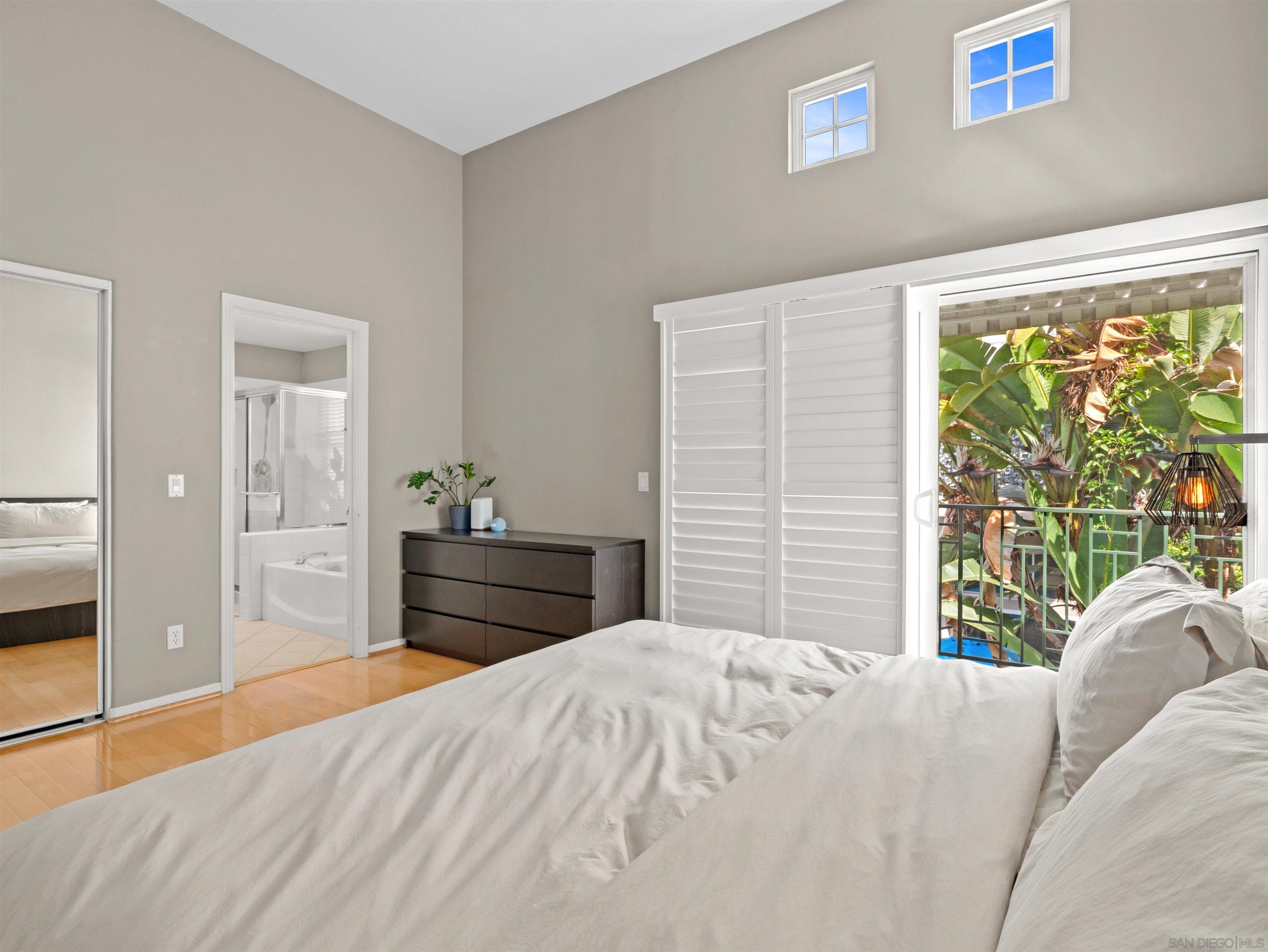 Detail Gallery Image 15 of 35 For 2237  5th Ave, San Diego,  CA 92101 - 3 Beds | 3 Baths