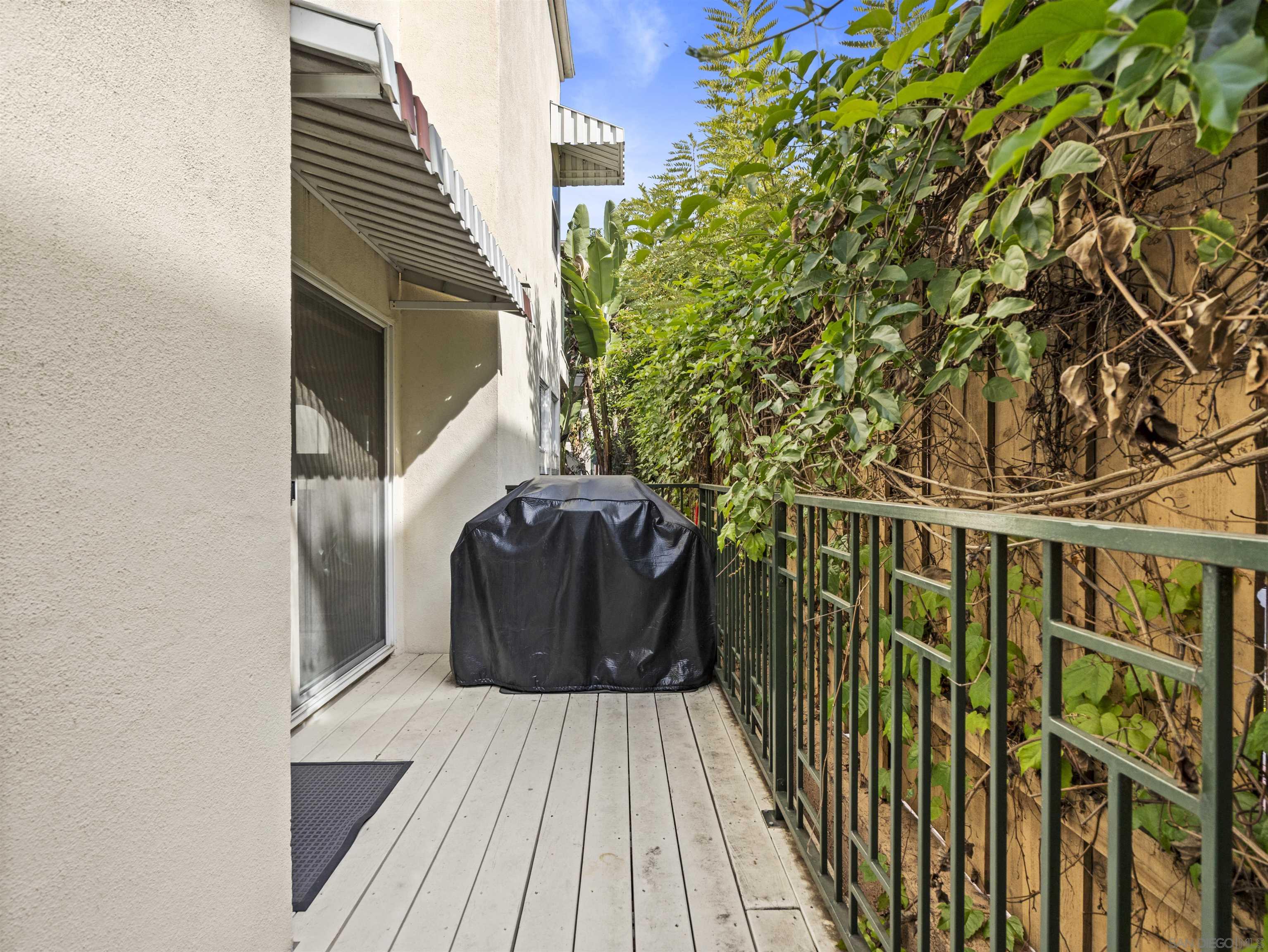 Detail Gallery Image 25 of 35 For 2237  5th Ave, San Diego,  CA 92101 - 3 Beds | 3 Baths