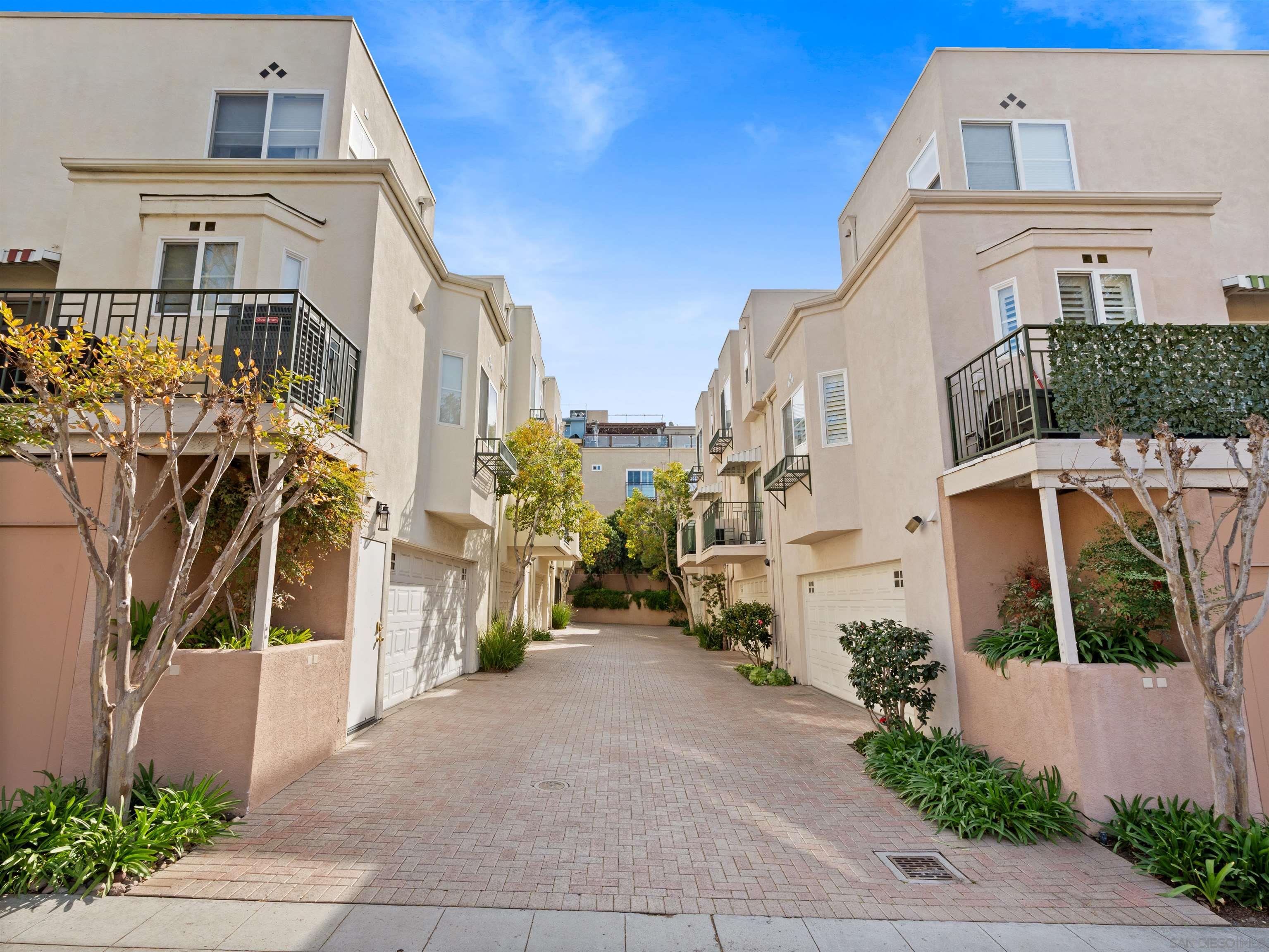 Detail Gallery Image 33 of 35 For 2237  5th Ave, San Diego,  CA 92101 - 3 Beds | 3 Baths