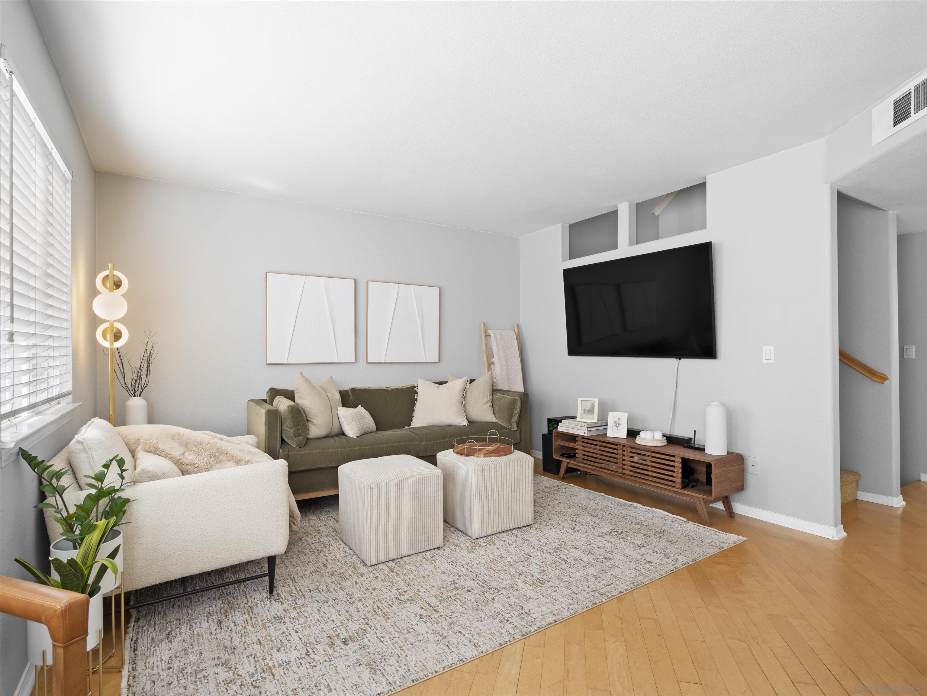 Detail Gallery Image 7 of 35 For 2237  5th Ave, San Diego,  CA 92101 - 3 Beds | 3 Baths