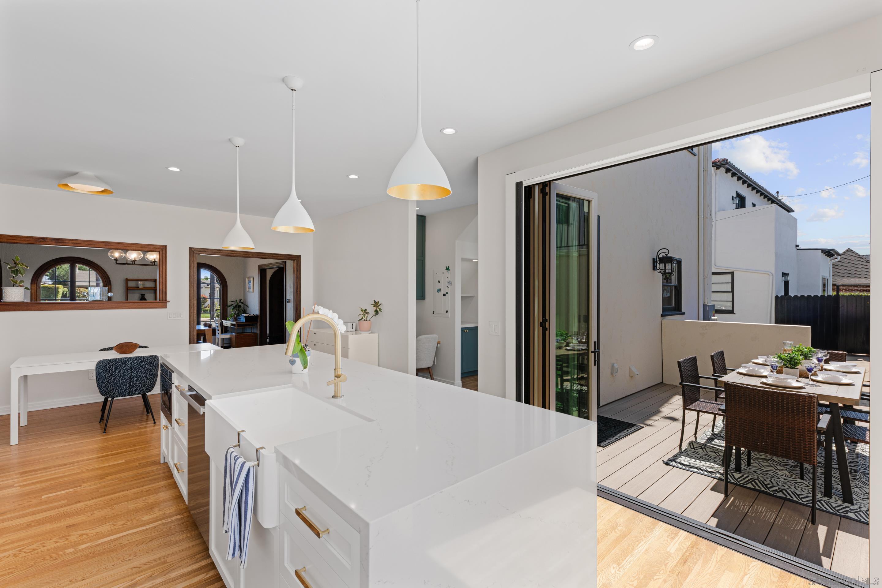 Detail Gallery Image 15 of 73 For 4374  Adams Ave, San Diego,  CA 92116 - 5 Beds | 4 Baths