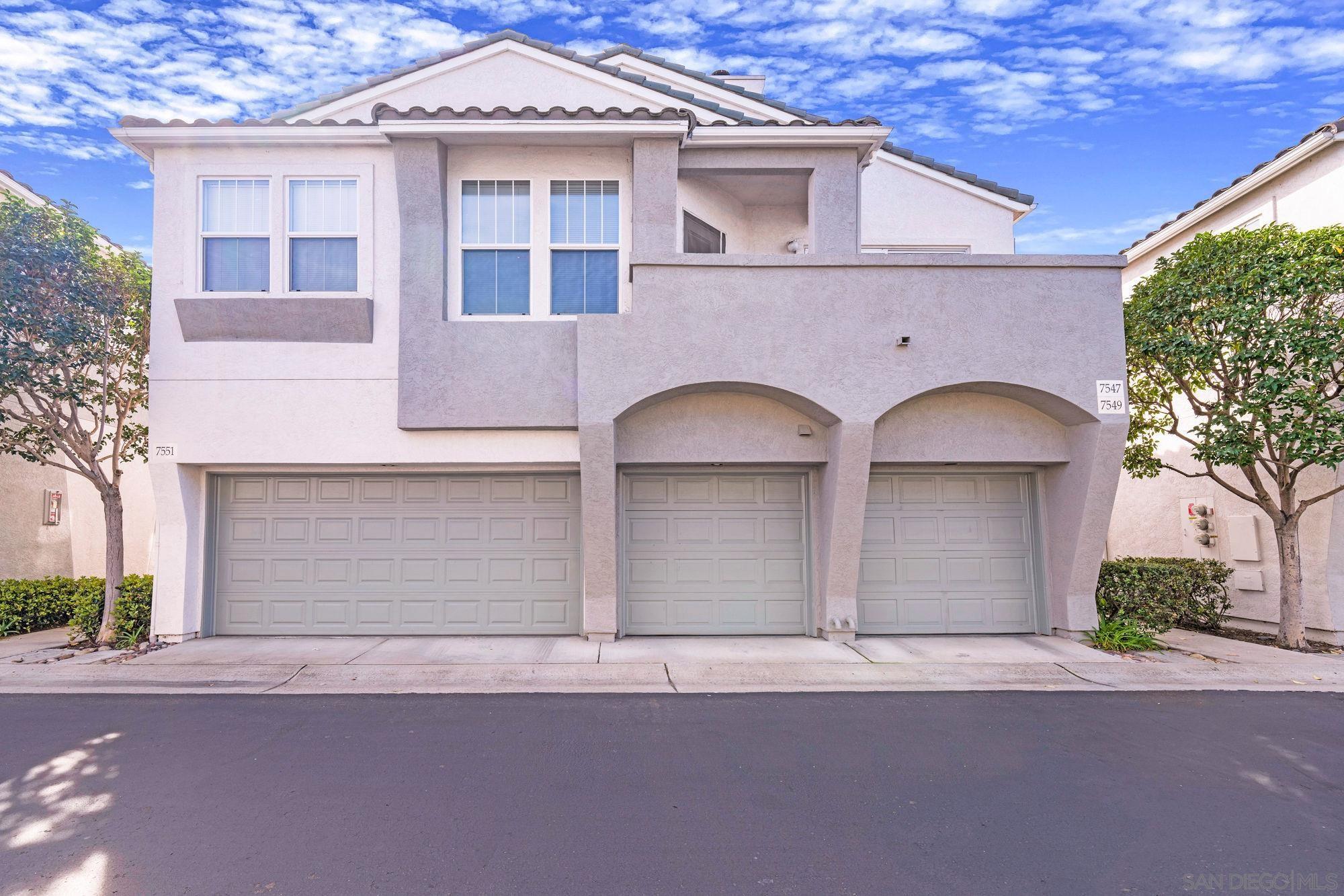 Detail Gallery Image 3 of 36 For 7551  Hazard Center Dr, San Diego,  CA 92108 - 3 Beds | 2/1 Baths