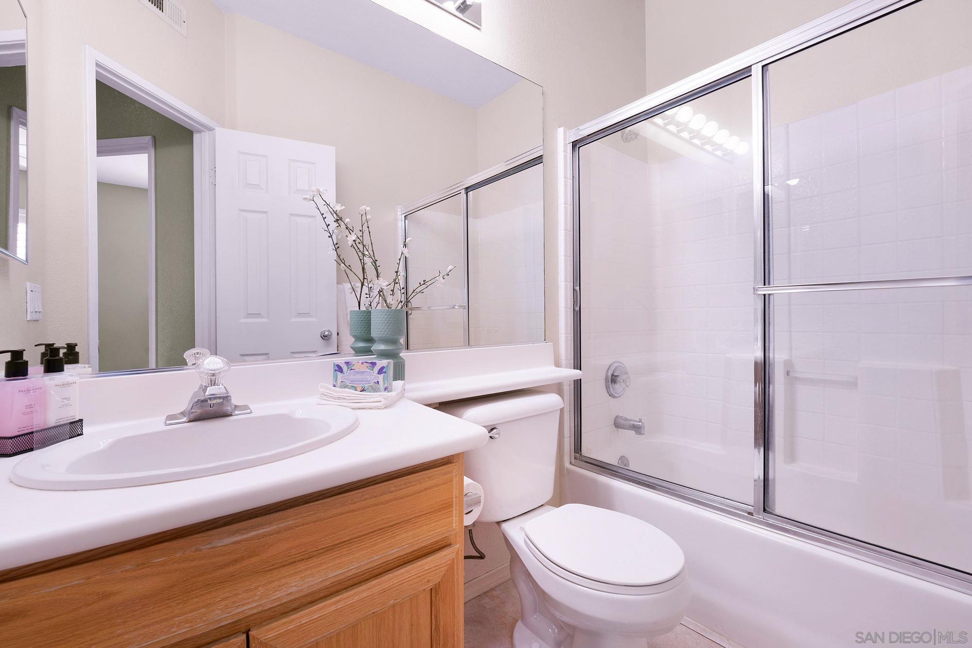 Detail Gallery Image 27 of 36 For 7551  Hazard Center Dr, San Diego,  CA 92108 - 3 Beds | 2/1 Baths