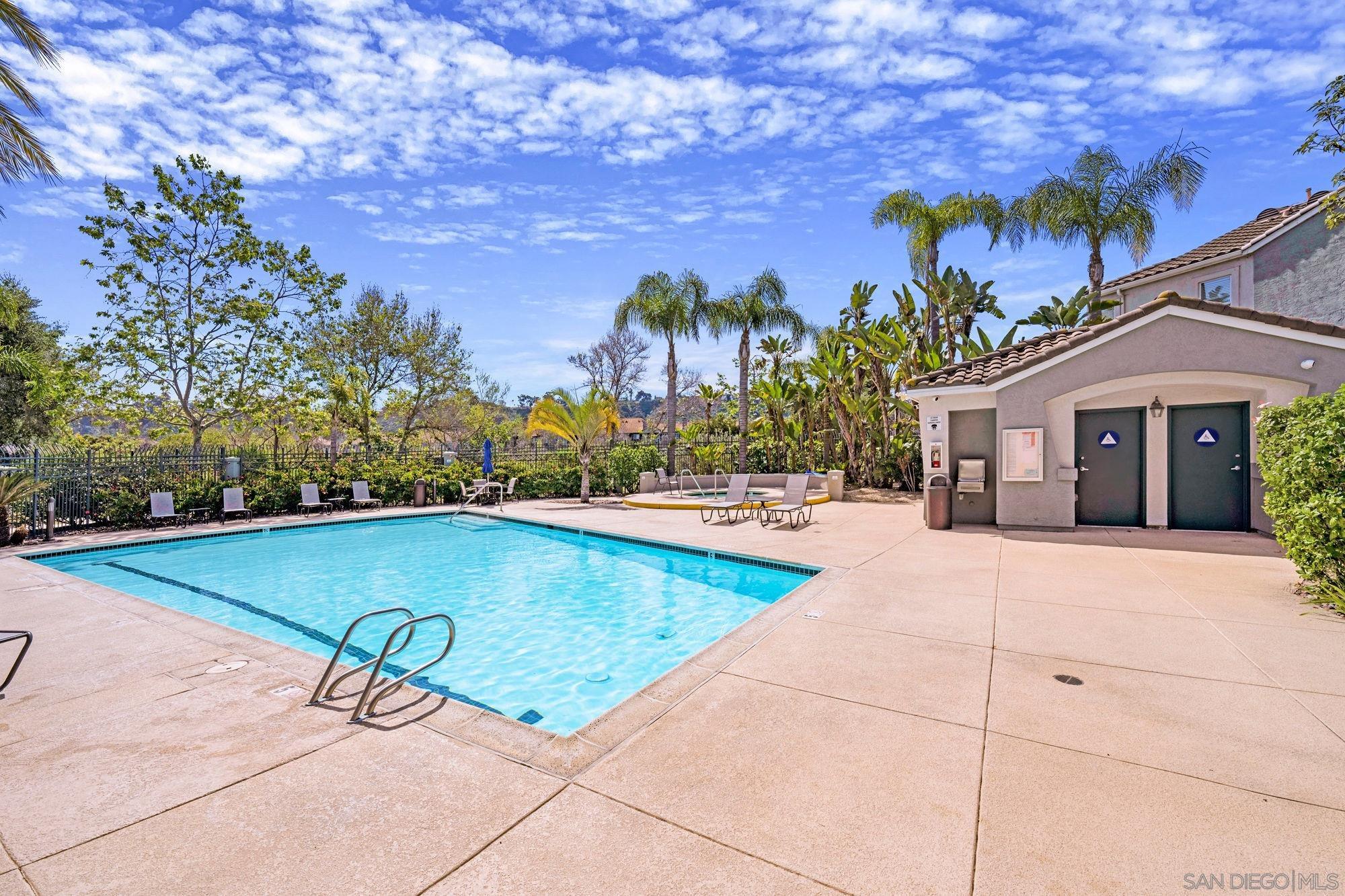 Detail Gallery Image 32 of 36 For 7551  Hazard Center Dr, San Diego,  CA 92108 - 3 Beds | 2/1 Baths