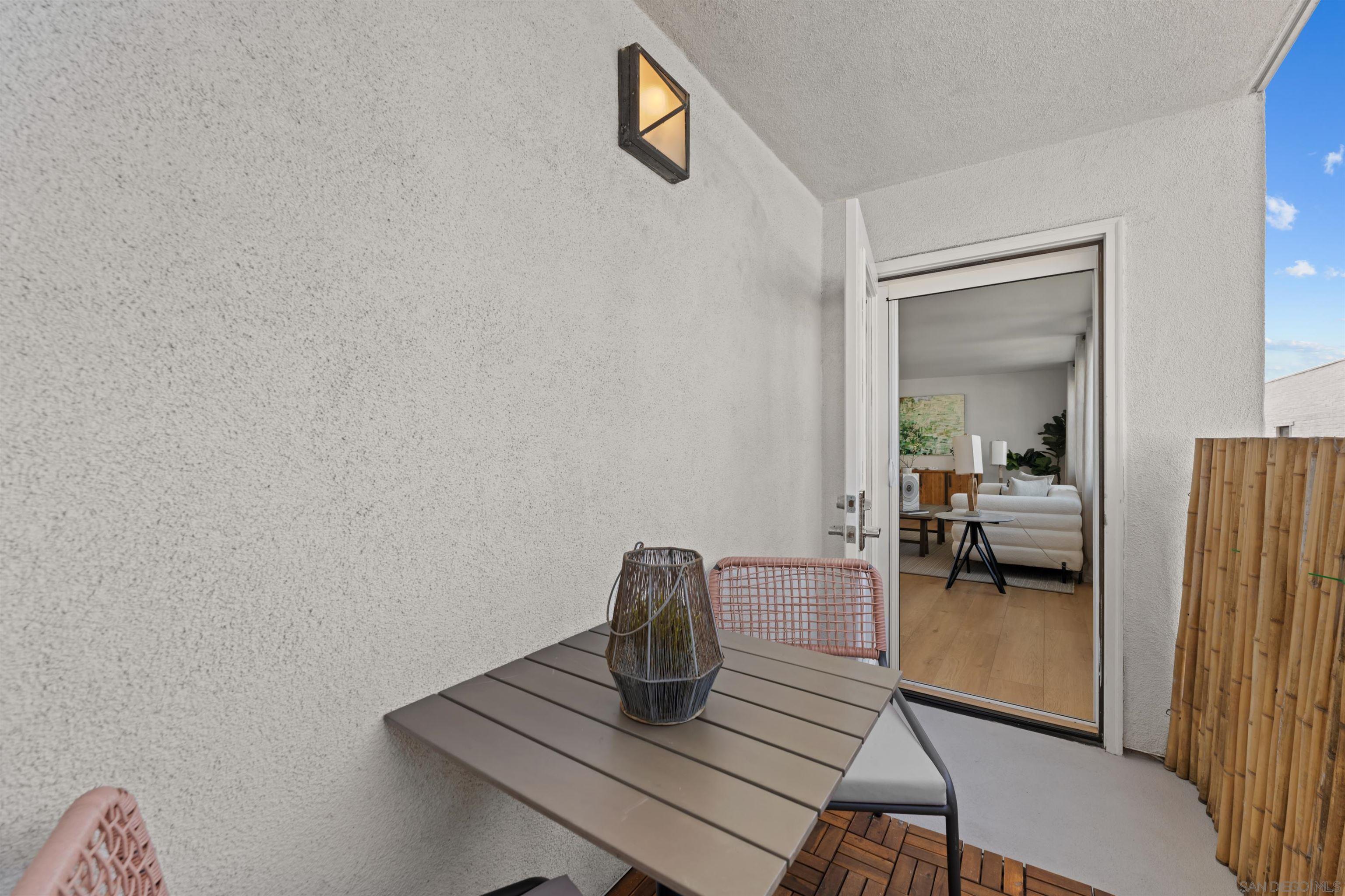 Detail Gallery Image 11 of 38 For 924  Hornblend St  #311,  San Diego,  CA 92109 - 2 Beds | 2/1 Baths