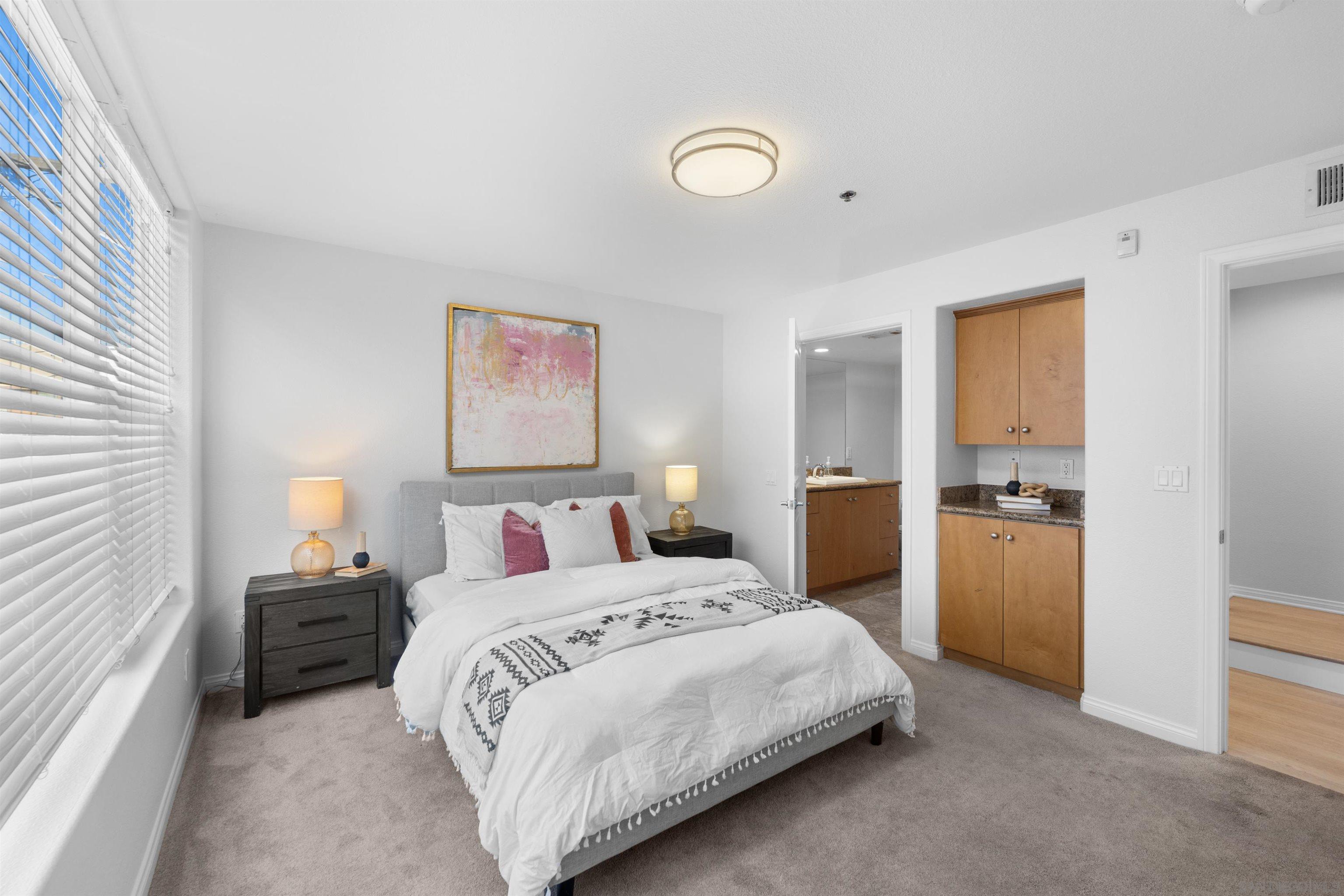 Detail Gallery Image 17 of 38 For 924  Hornblend St  #311,  San Diego,  CA 92109 - 2 Beds | 2/1 Baths