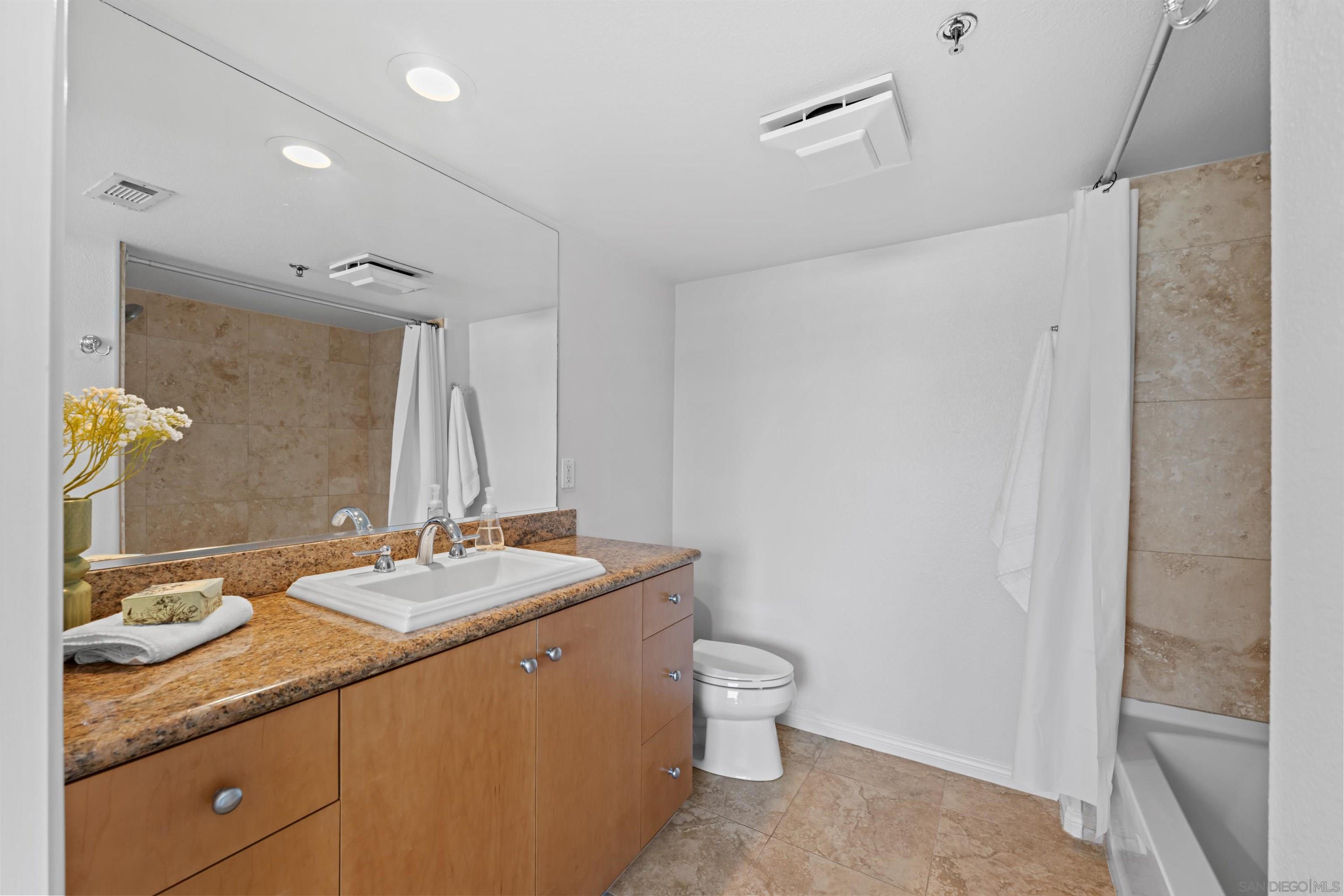Detail Gallery Image 23 of 38 For 924  Hornblend St  #311,  San Diego,  CA 92109 - 2 Beds | 2/1 Baths
